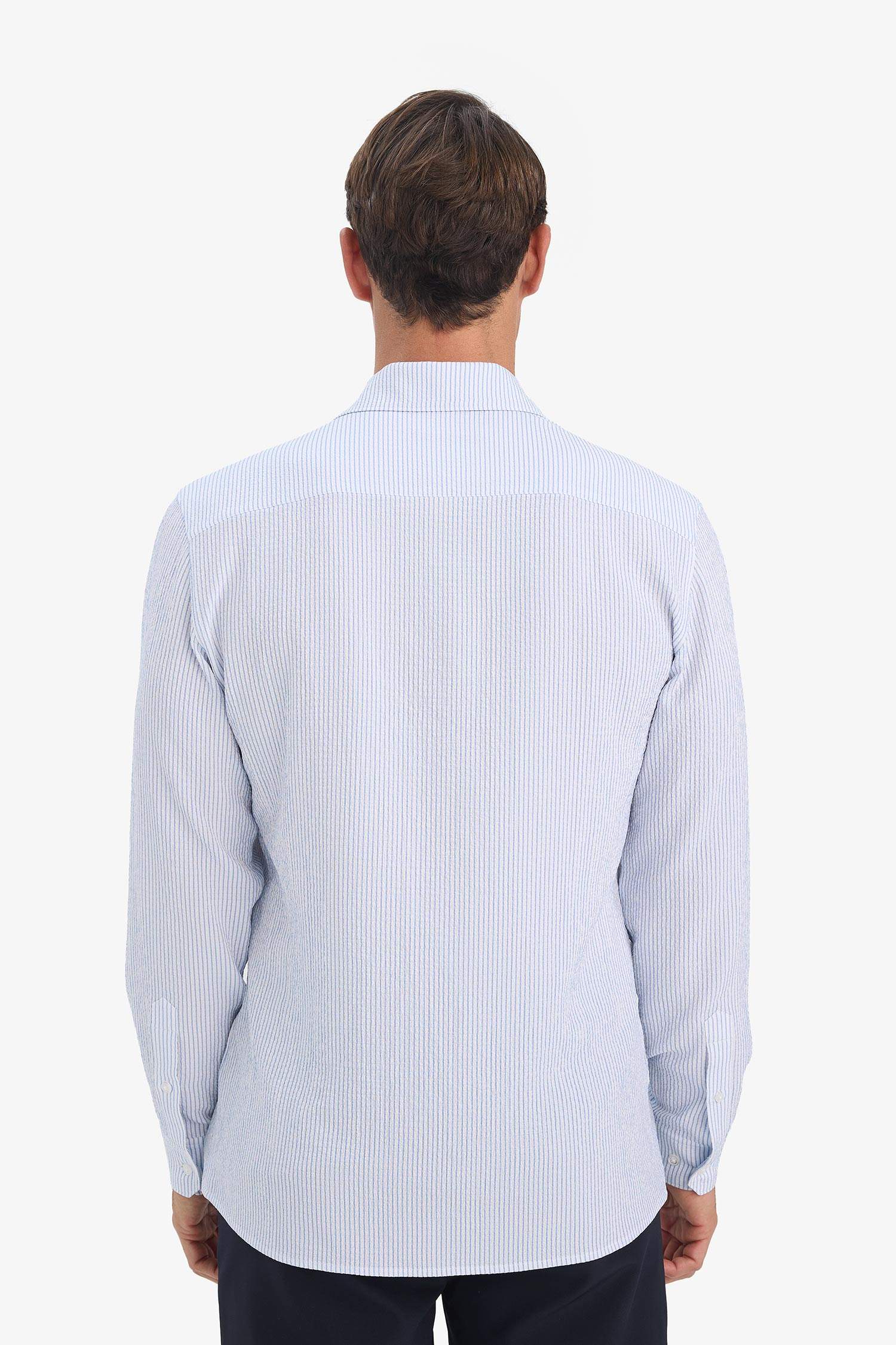 Chemise à manches longues en tissu froissé Coupe modern fit