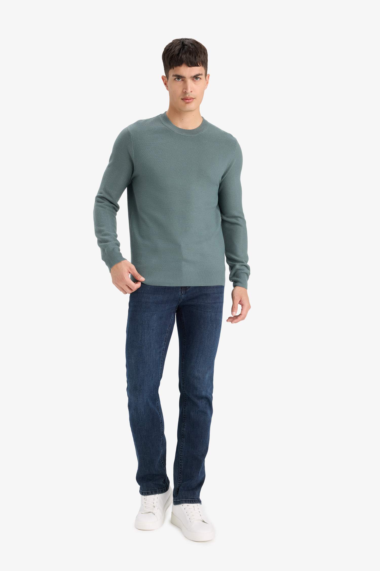 Standard Fit Crew Neck Basic Textured Knit Pullover