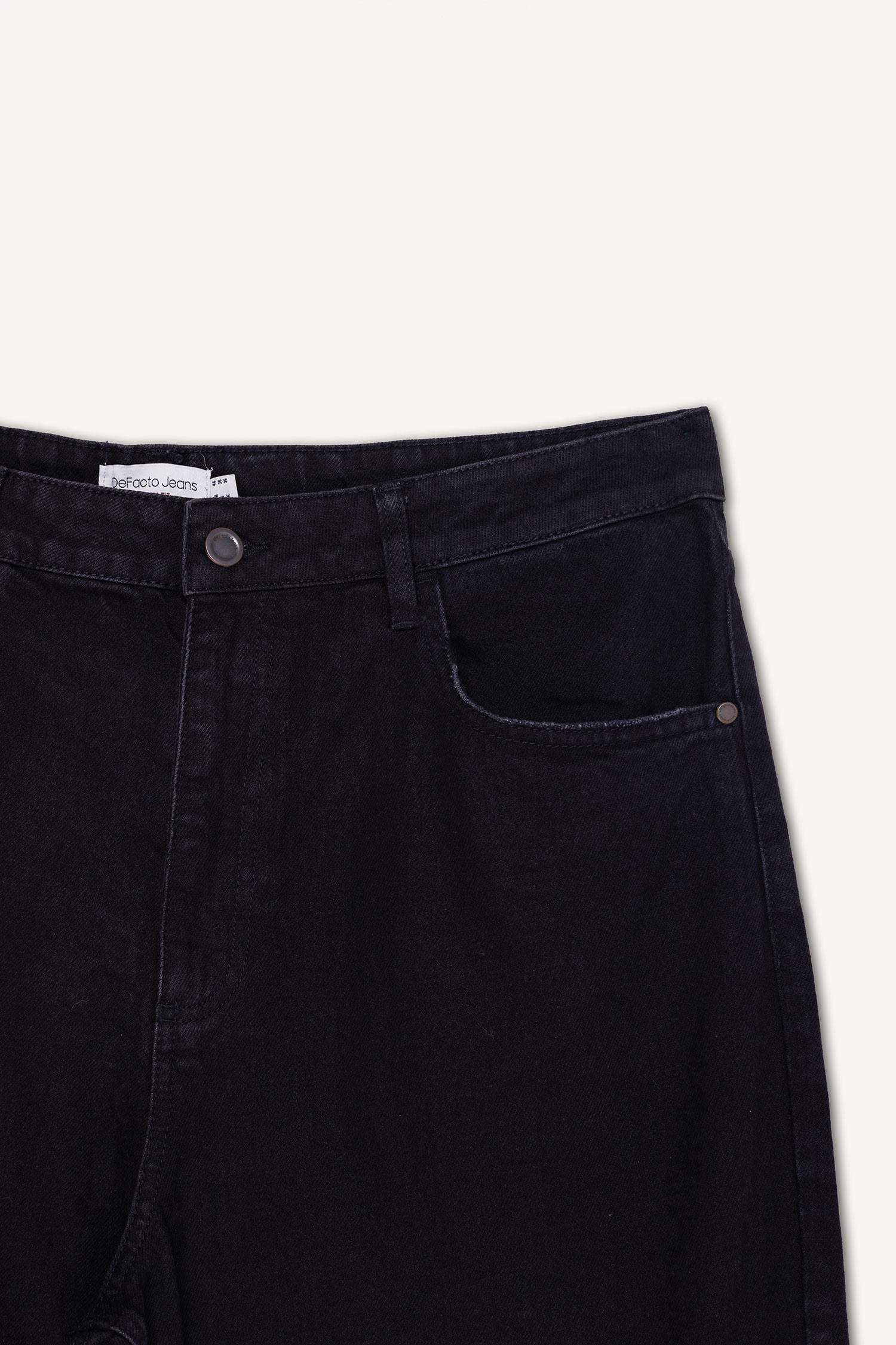 Baggy Fit Straight Leg Jeans