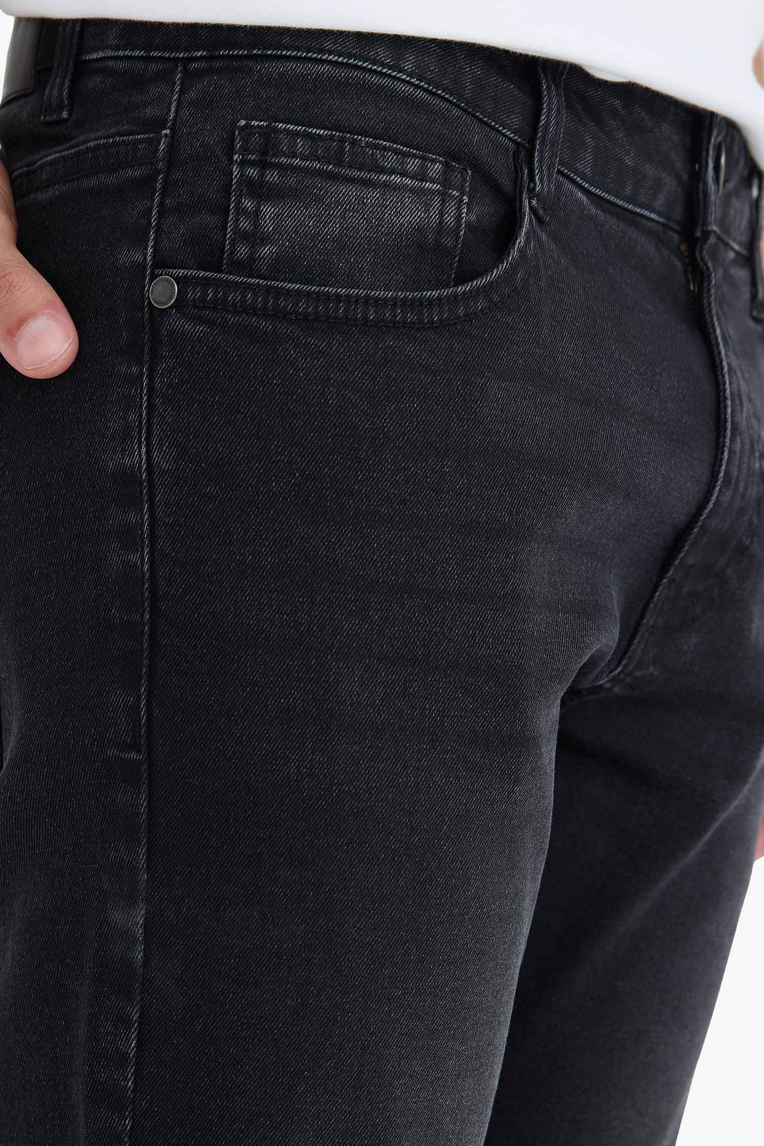 سروال جينز بيدرو سليم فيت بساق ضيق