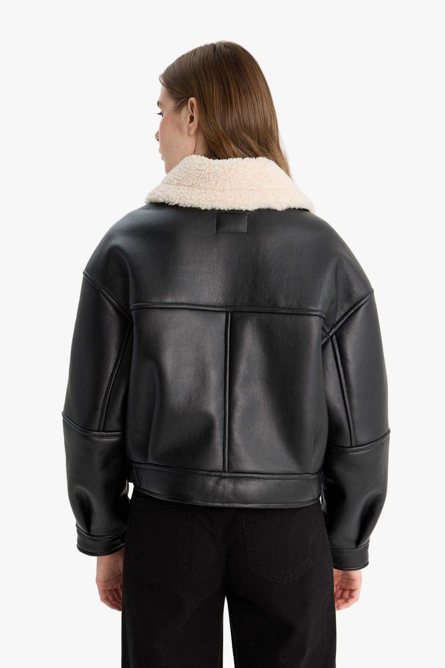 Oversize Fit Faux Fur Lined Zippered Jacket