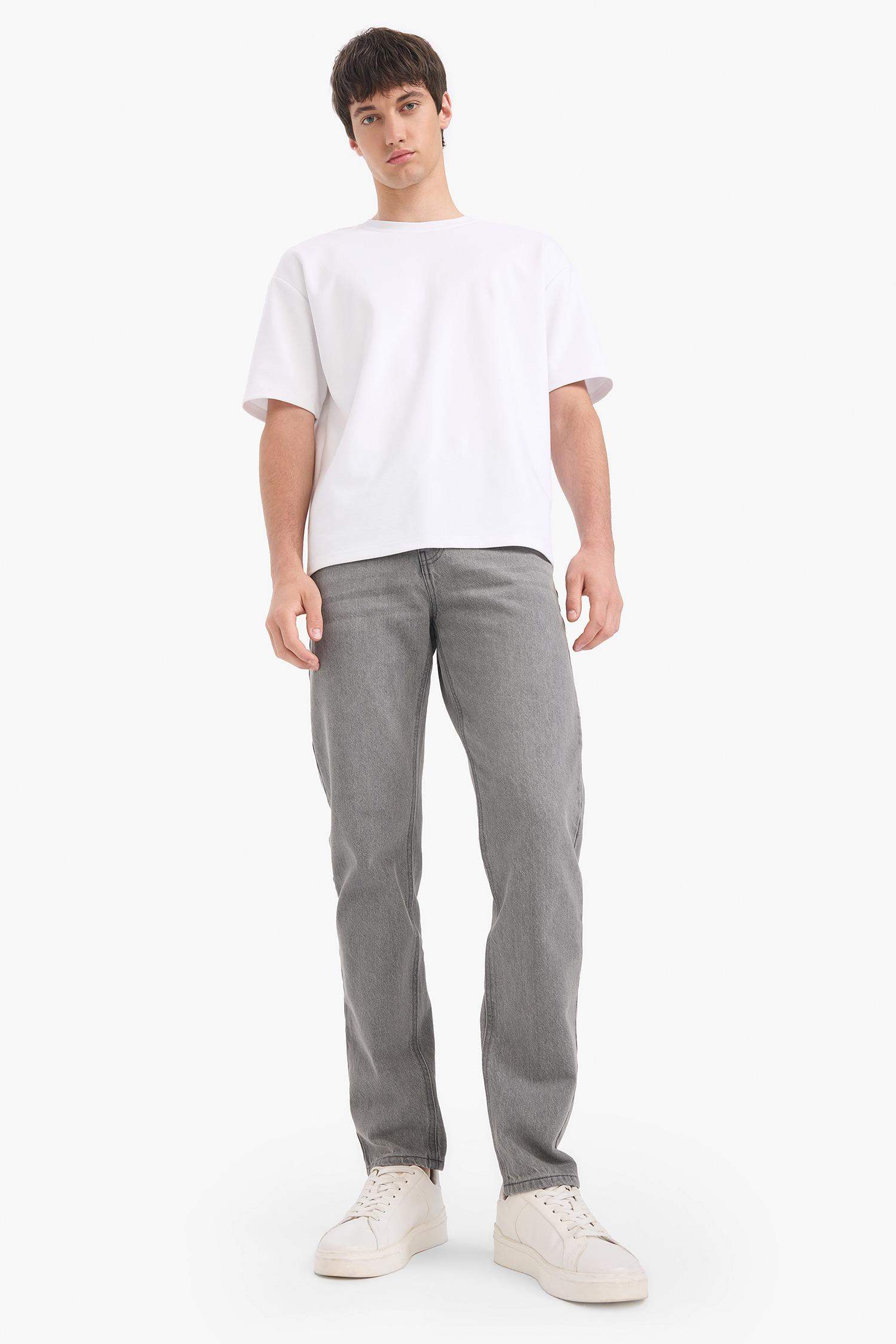 سروال جينز قصة عادي منتظم برجل عادي