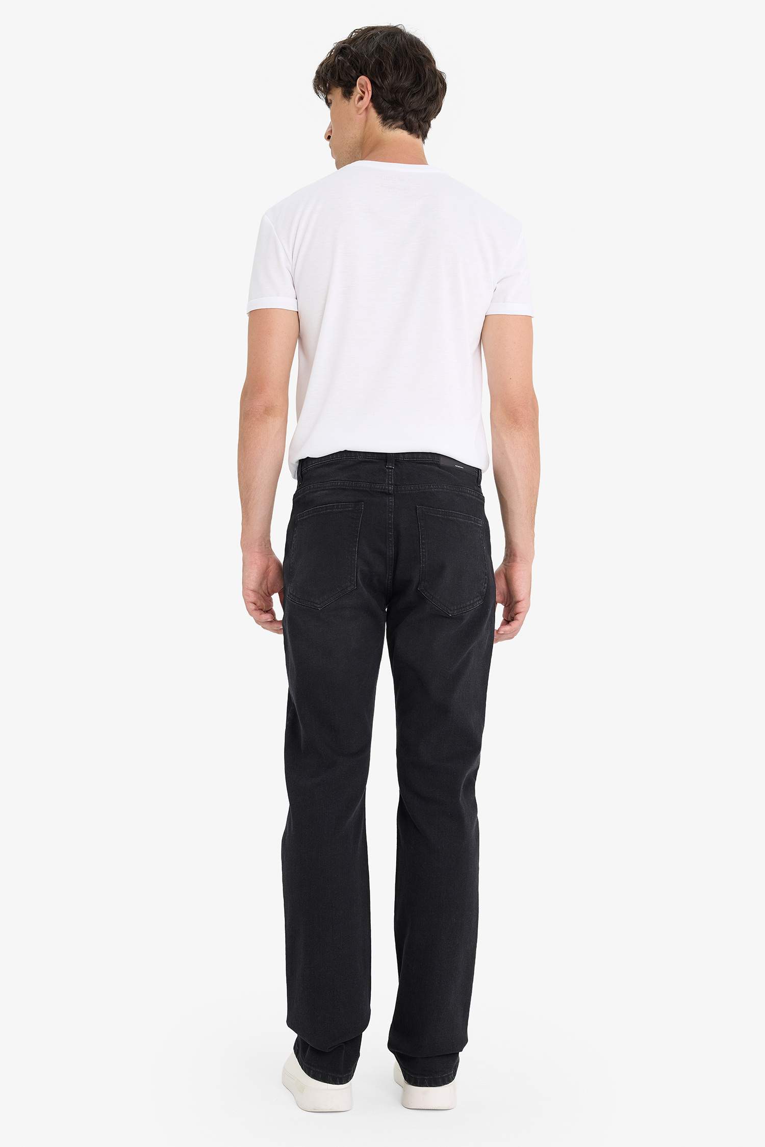 Sergio Regular Fit Regular Waist Straight Leg Jeans