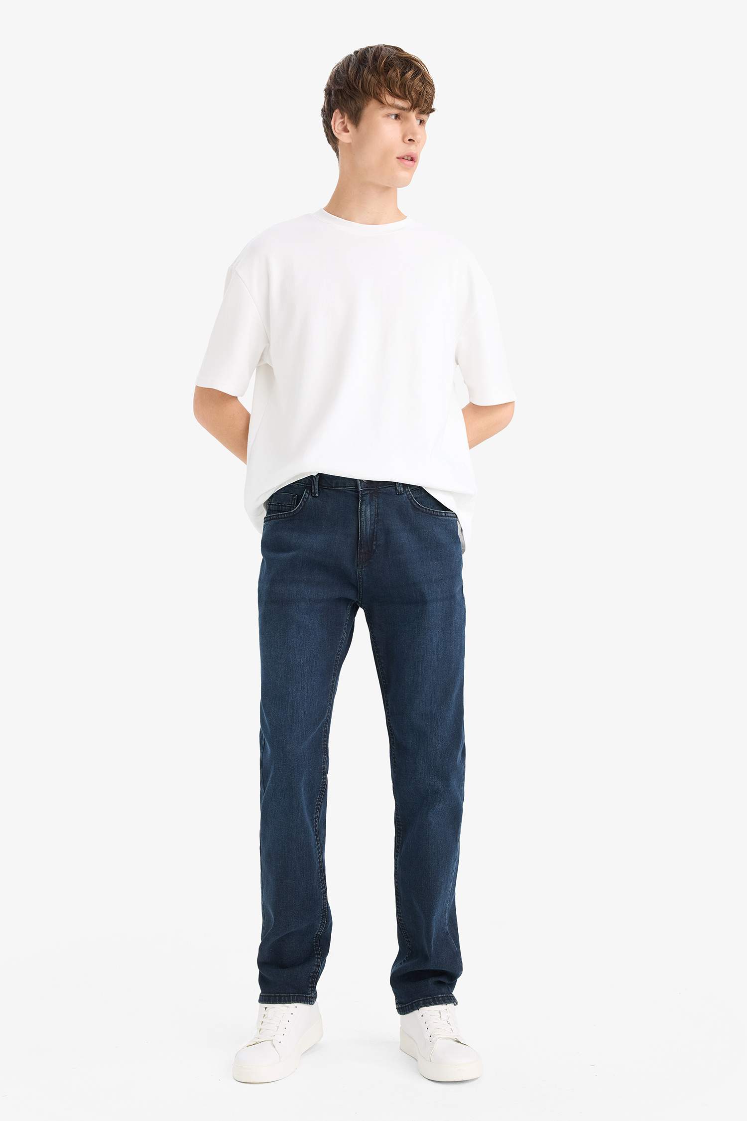 Sergio регулярный крой с нормальной талией прямые джинсы