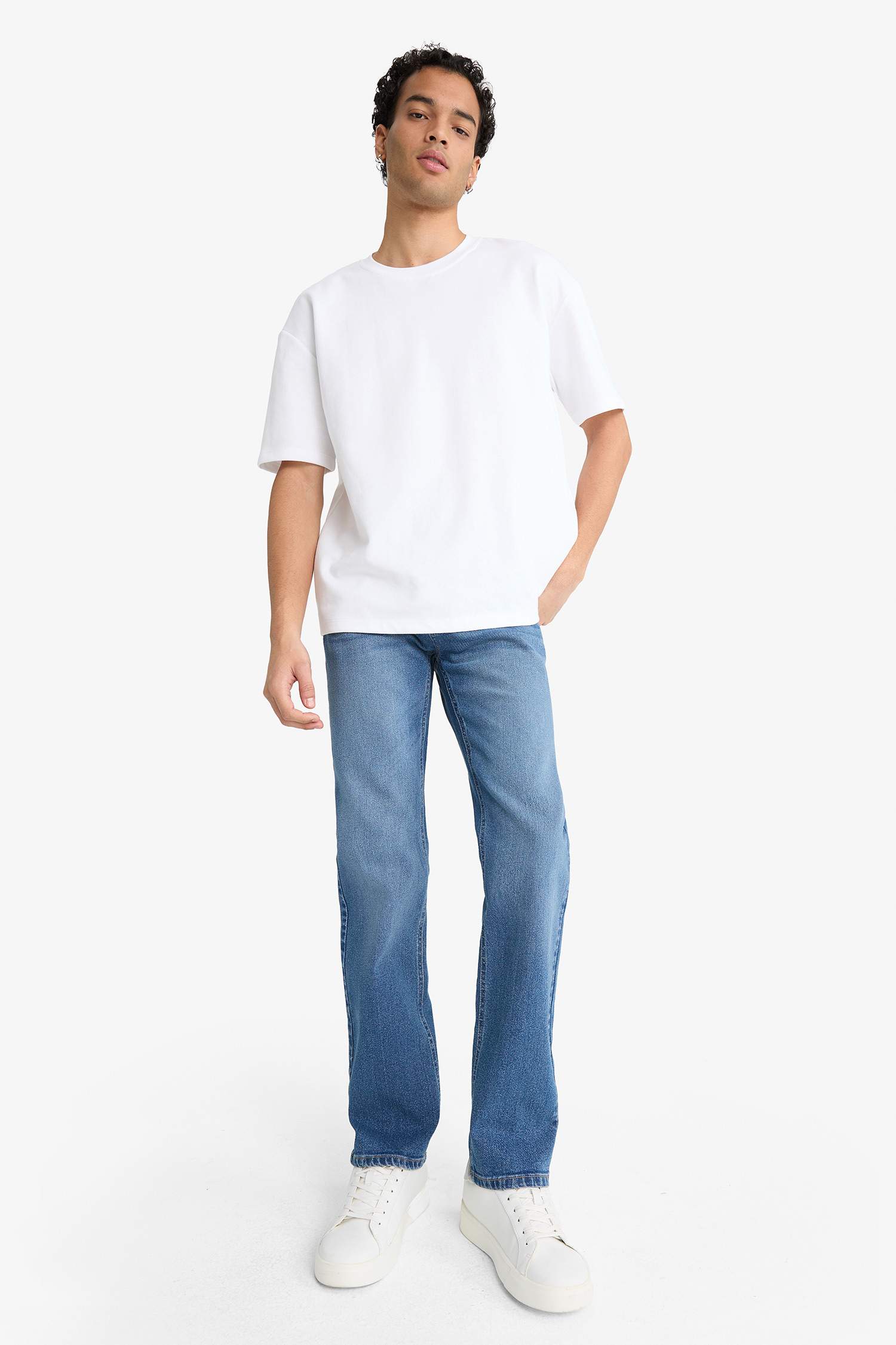 Серджио джинсы обычного покроя с нормальной талией и прямыми штанинами