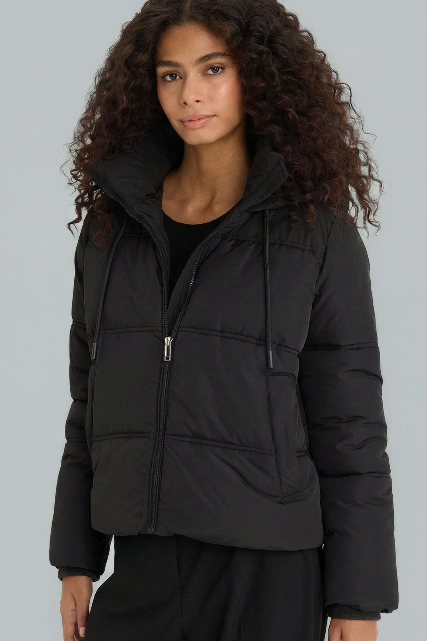 Regular Fit Kapüşonlu Fermuarlı Şişme Mont