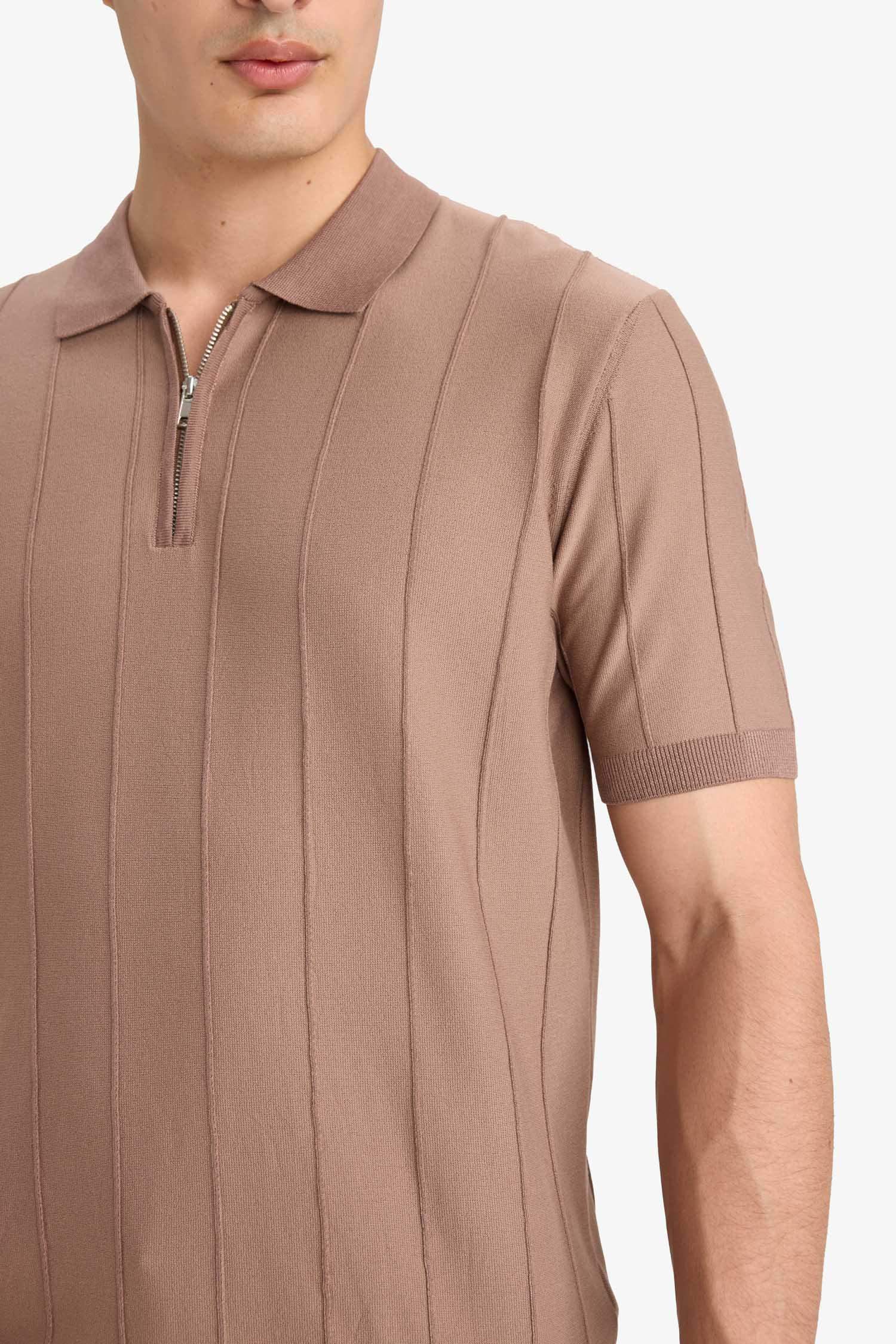 Standart Fit Polo Yaka Yarım Fermuarlı Triko Kısa Kollu Tişört