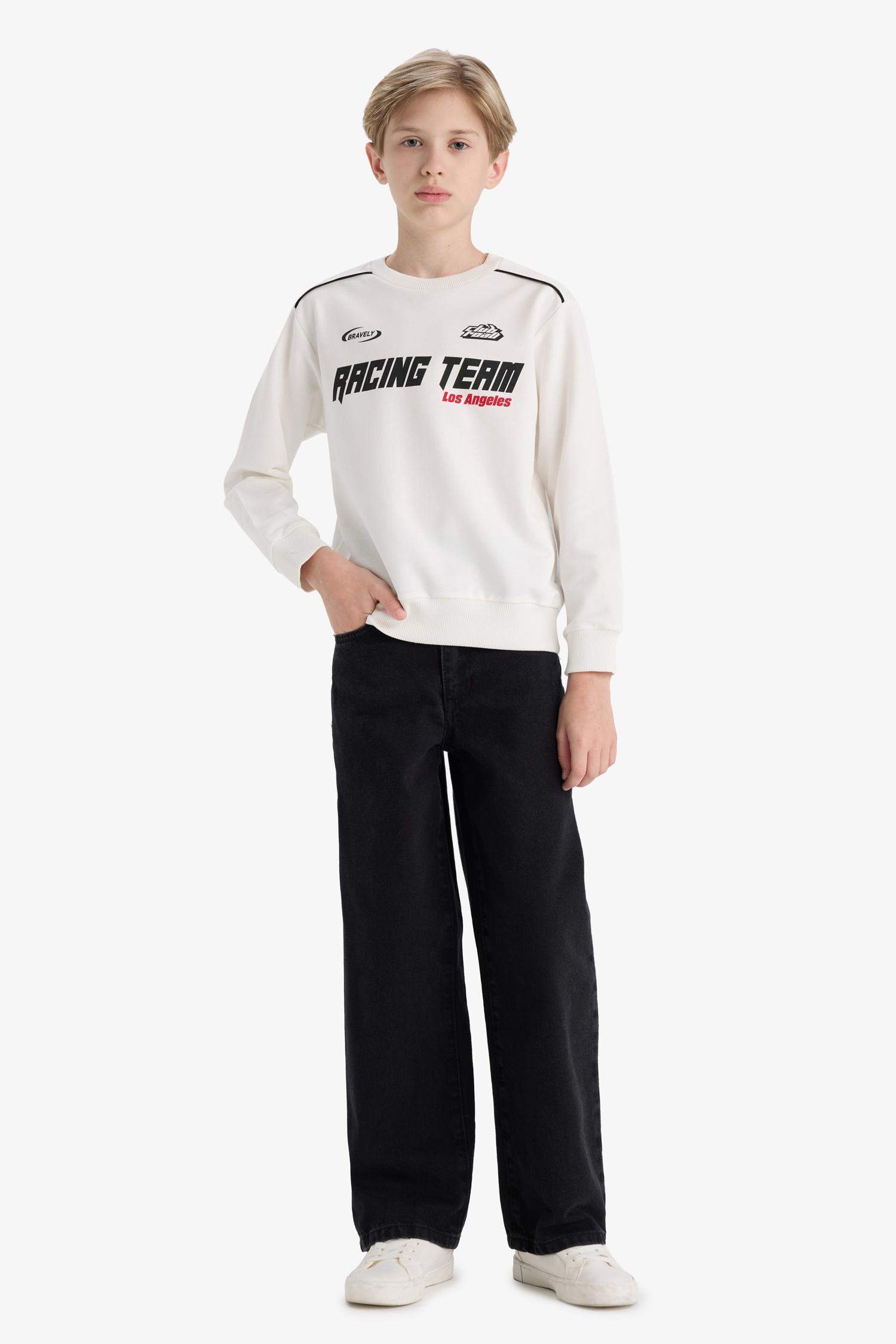 سويت شيرت ولادي قصة عادية بياخة مستديرة