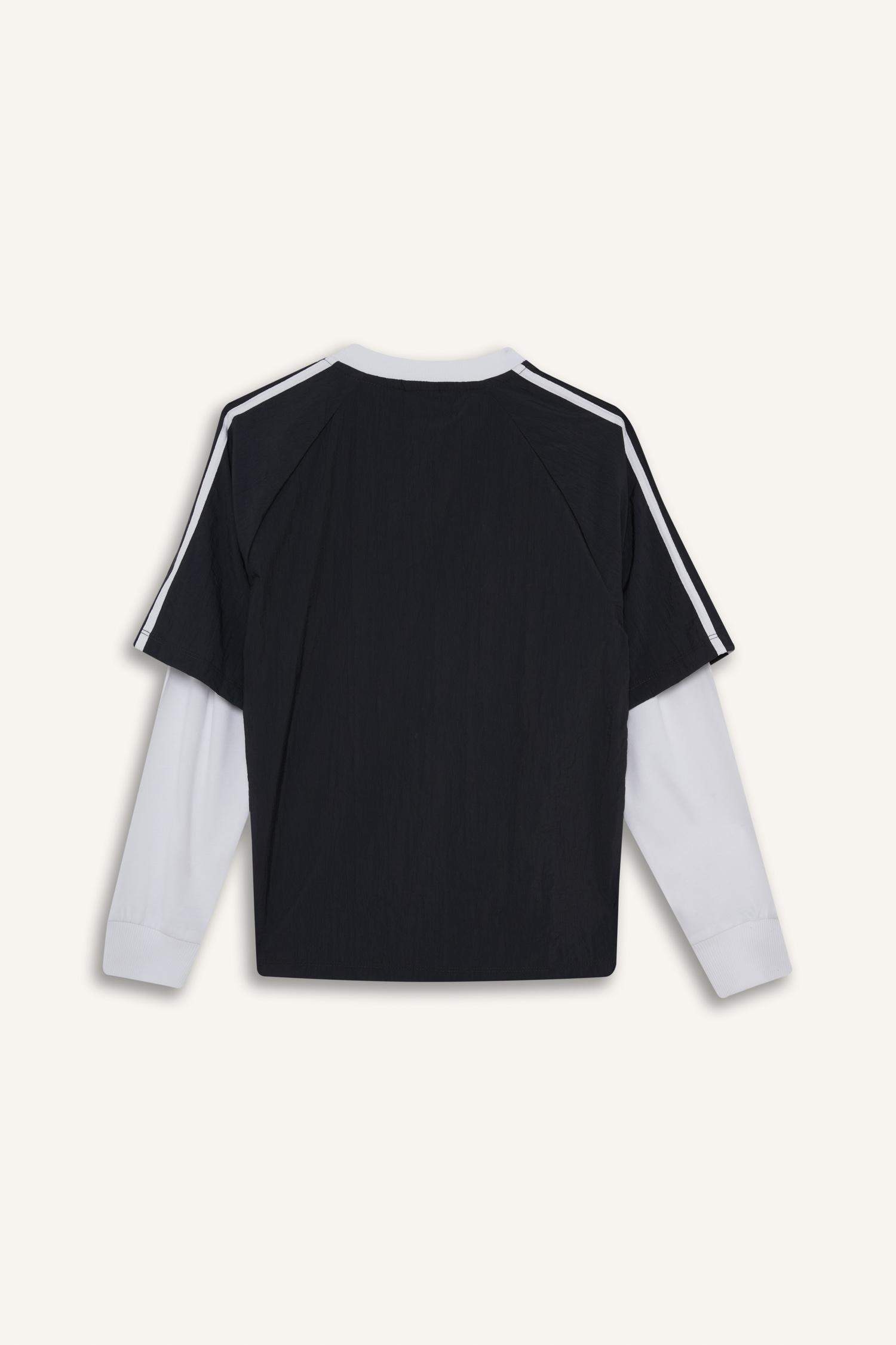 Boy Oversize Fit V-Neck Printed Parachute T-Shirt