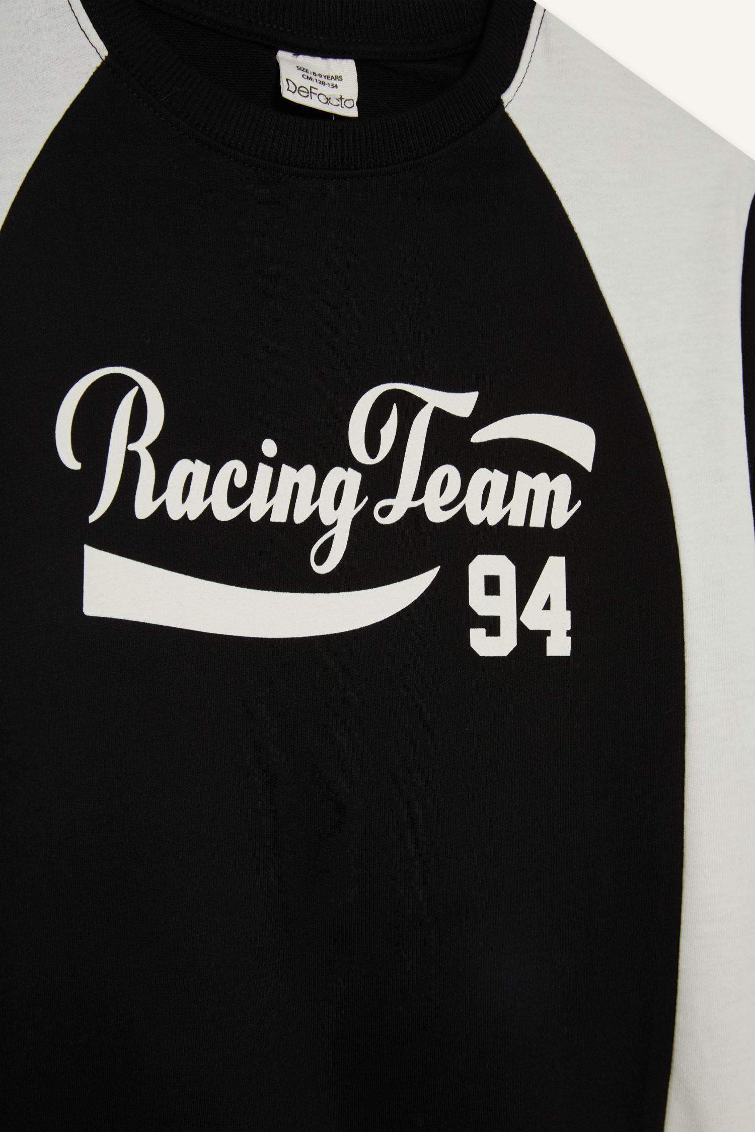 Boy Crew Neck Printed Sweatshirt