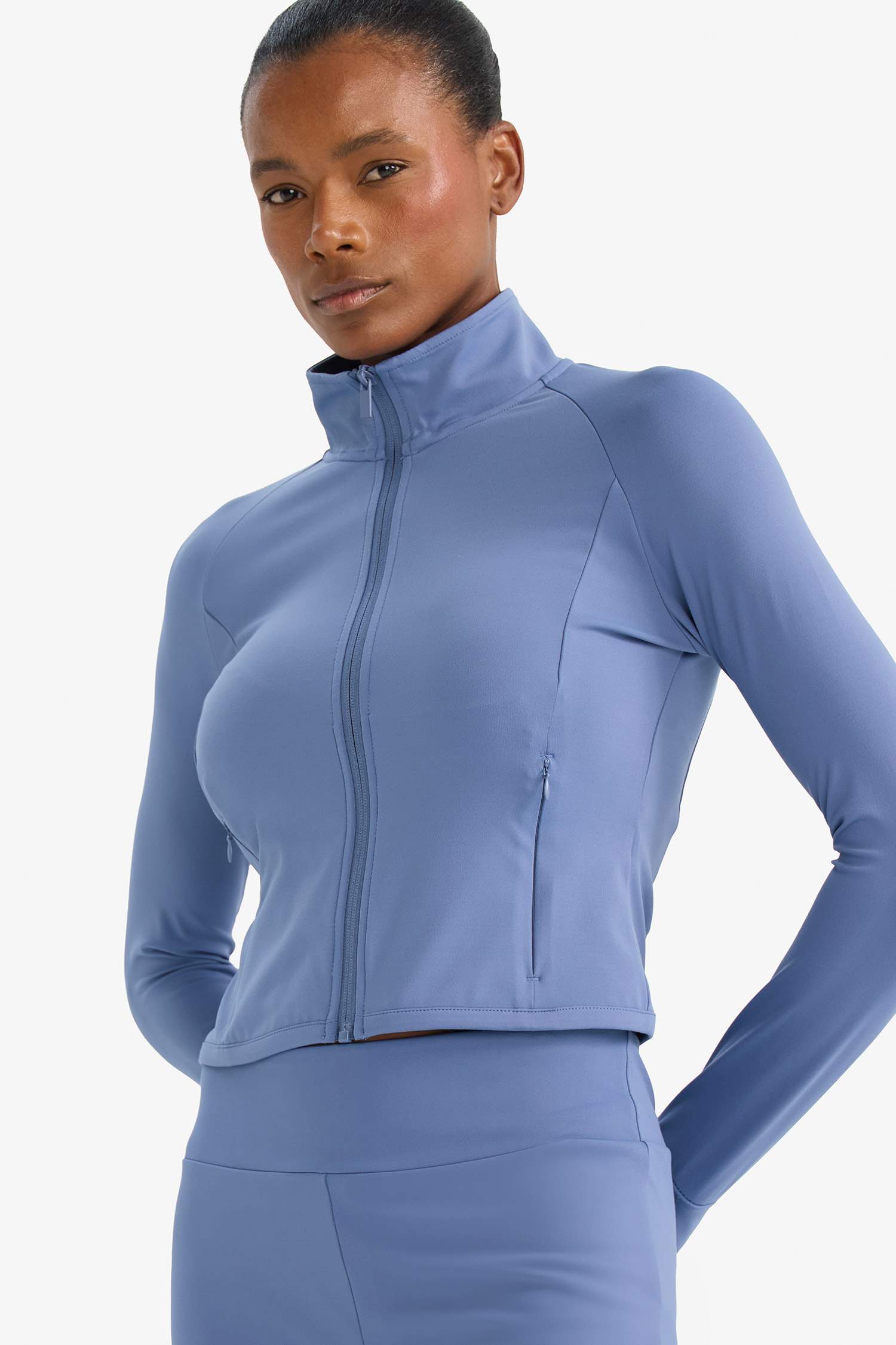 جاكيت سليم فيت بياخة عالية بجيب وبطانة ناعمة