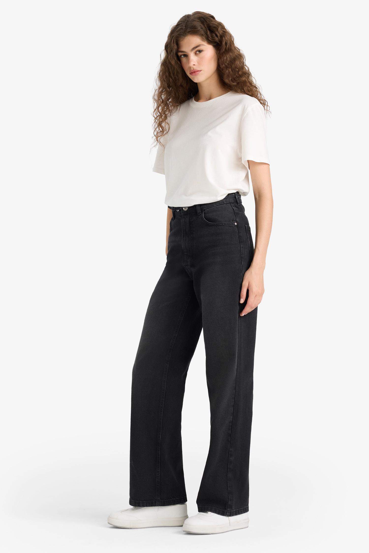 بنطلون جينز وايد ليج برجل واسع وخصر عالي