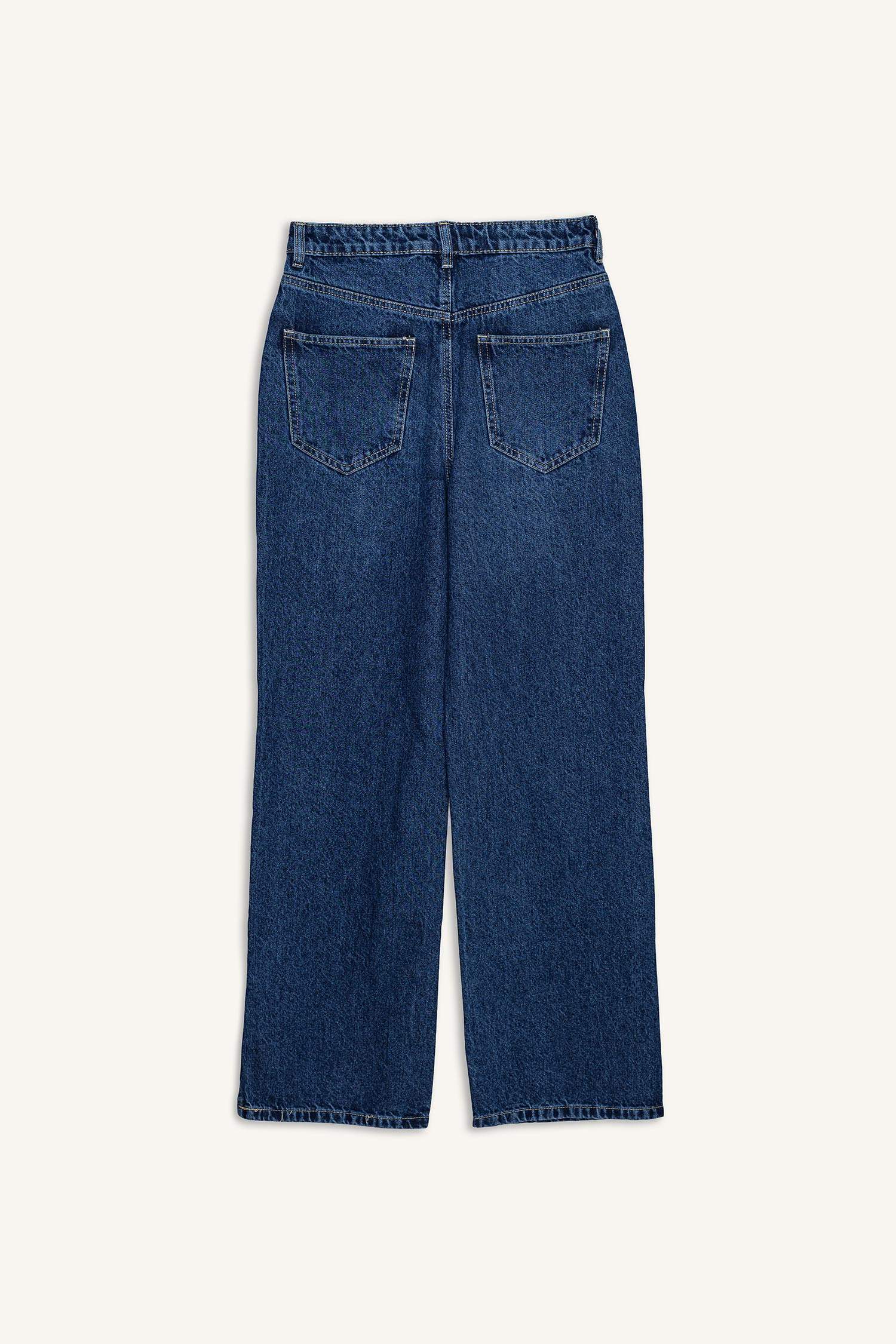 90s High-Waist Wide-Leg Jeans