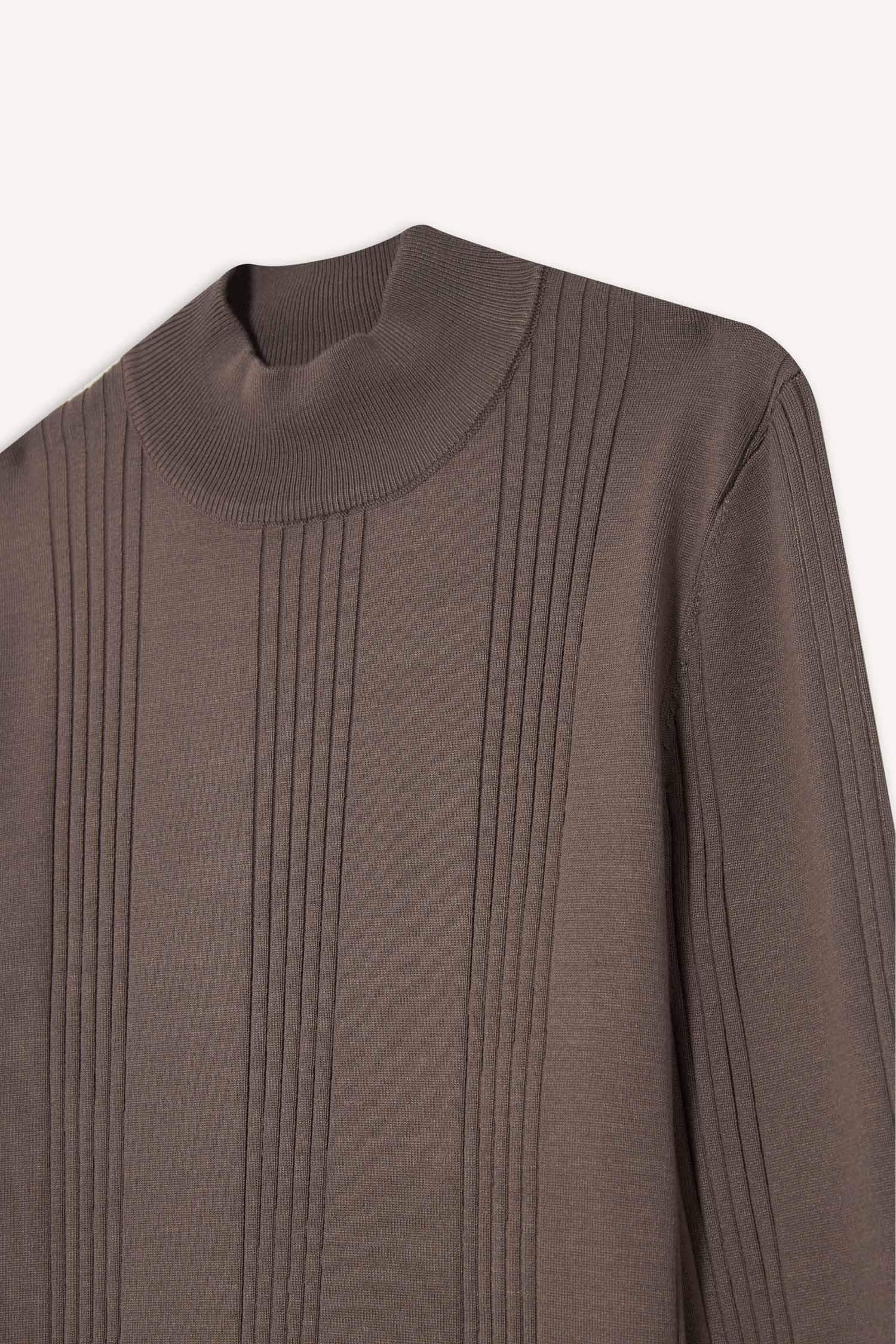 Standard Fit Half Turtleneck Knitwear Pullover