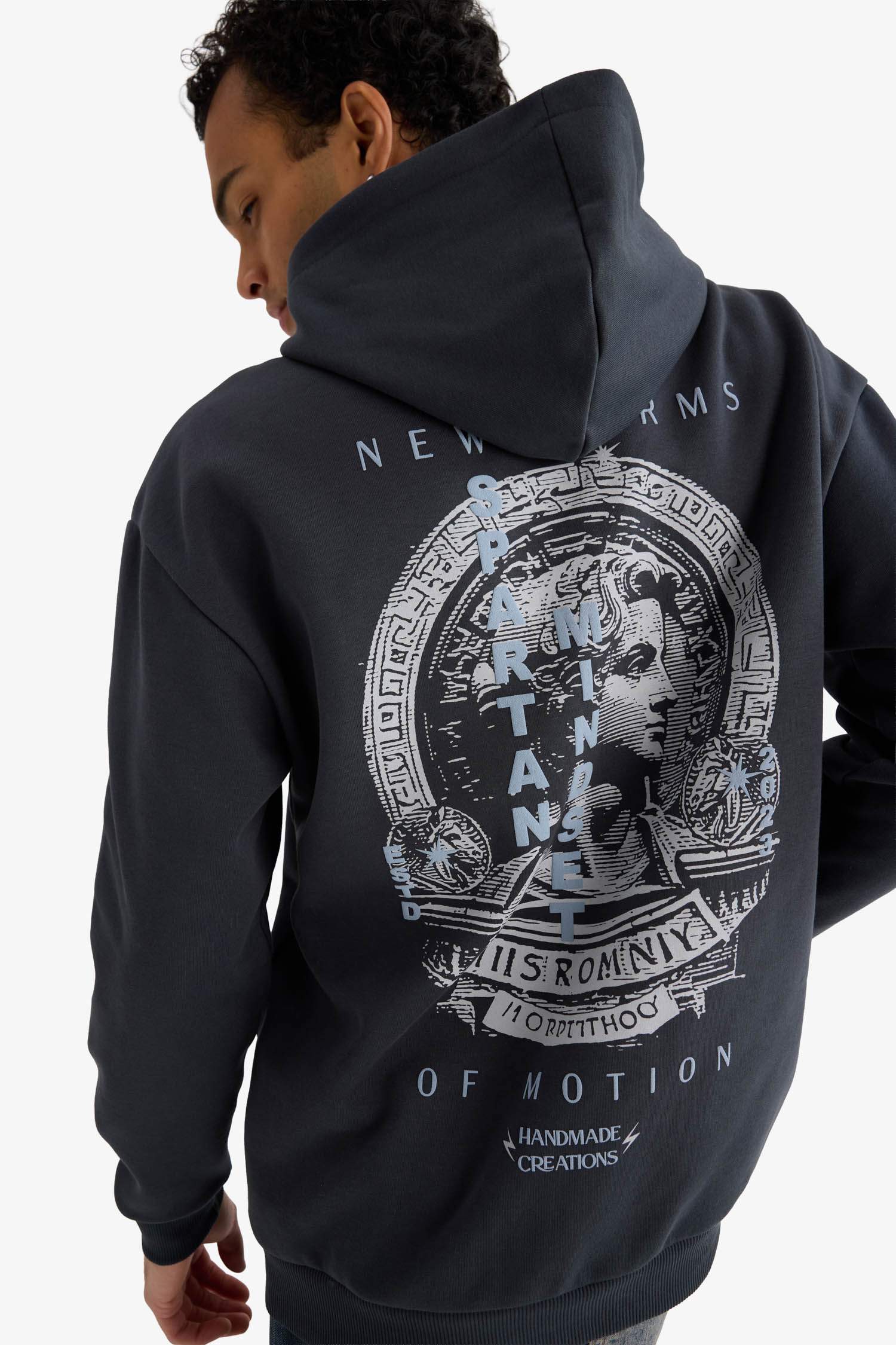 Boxy Fit Printed Long Sleeve Sweatshirt