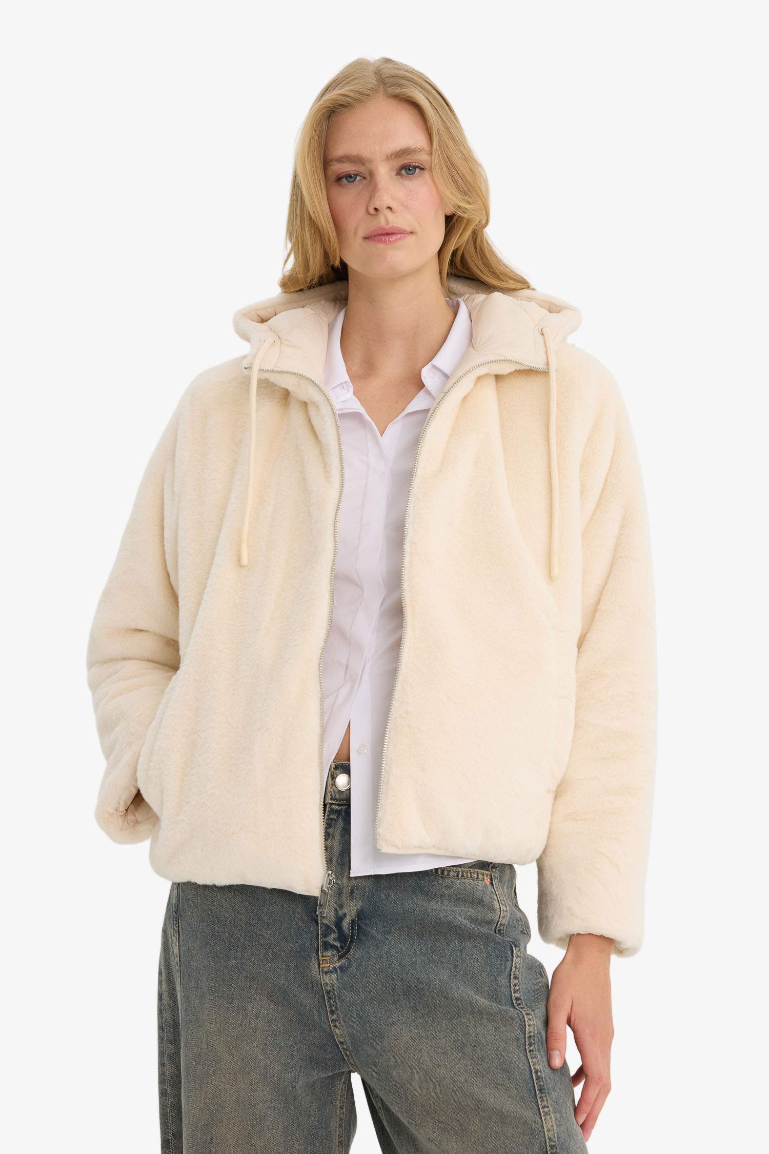 бас киімді жасанды аң терісі Пальто