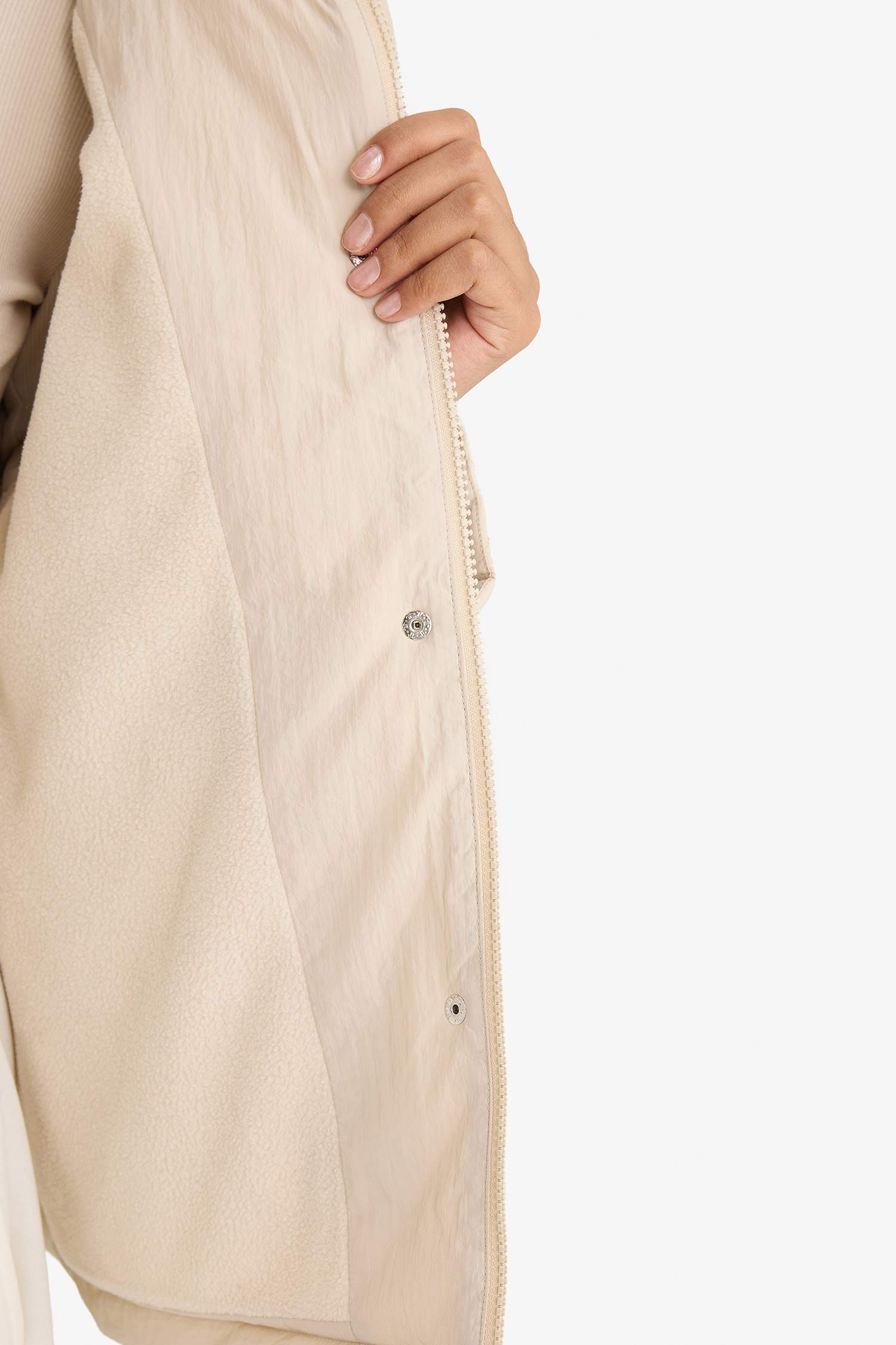 جاكيت مبطن قصة عادية بياخة بولو مبطن بالصوف