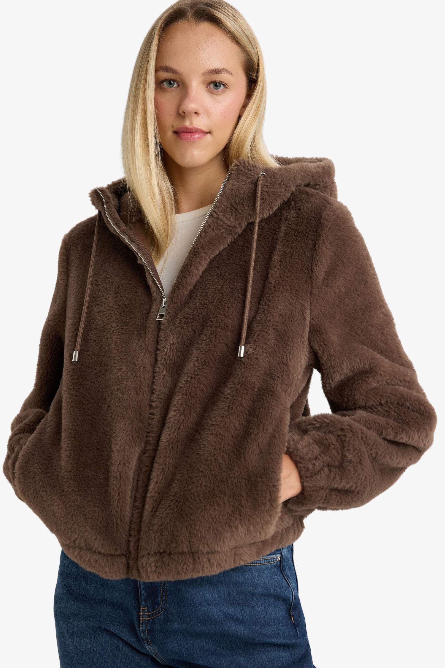 Regular Fit Polar Astarlı Kapüşonlu Fermuarlı Suni Kürk