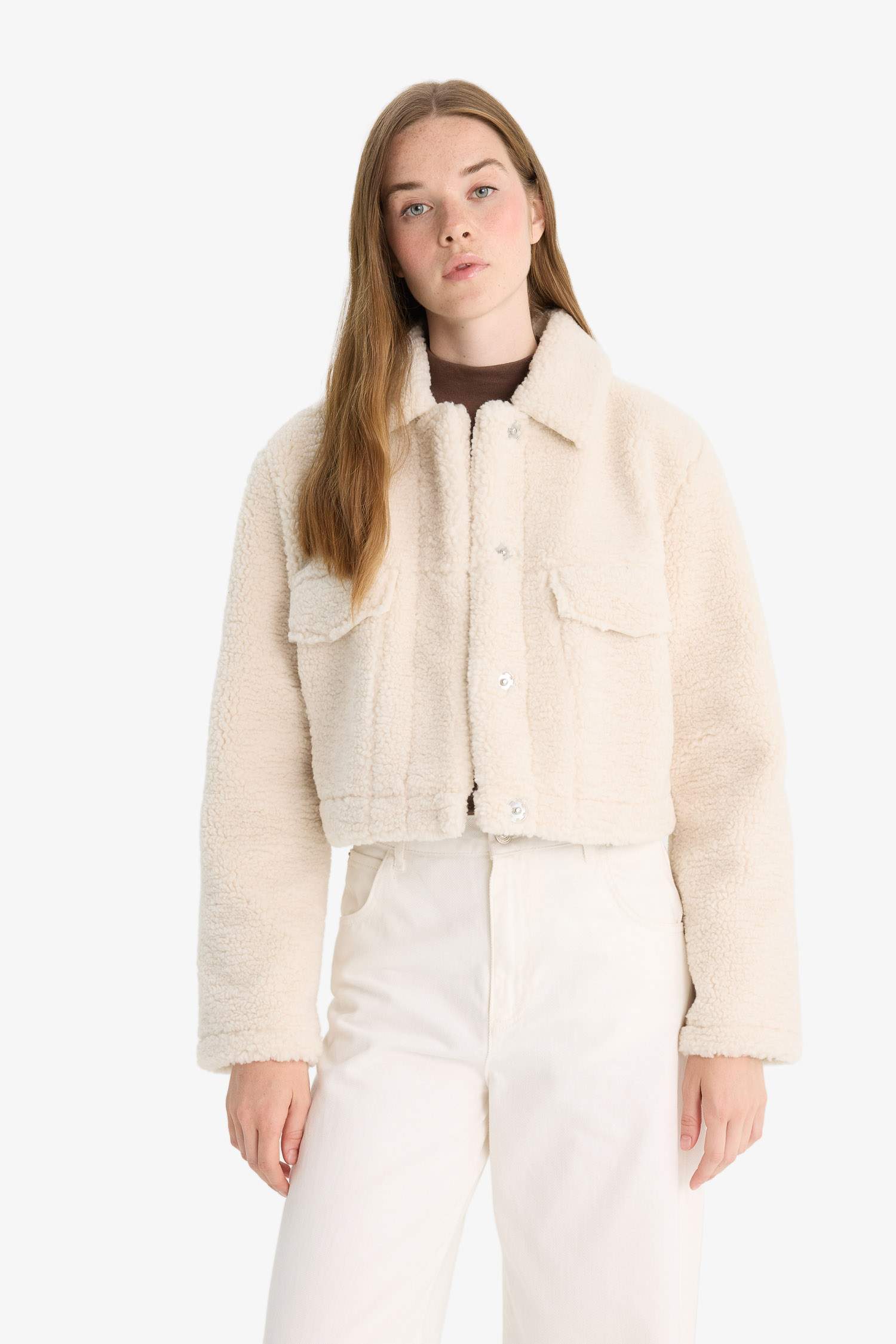 جاكيت فرو صناعي قصة عادية