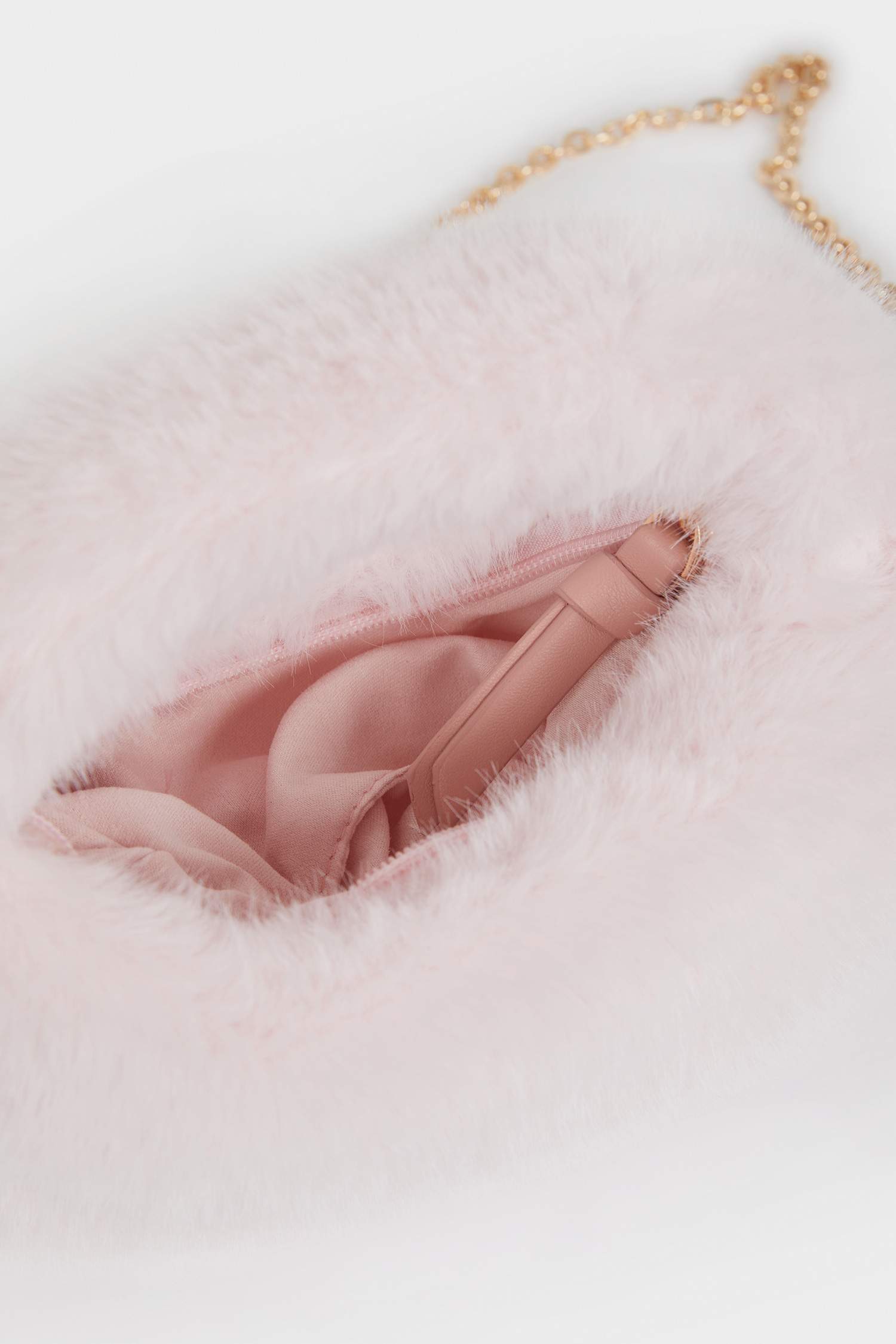 Kız Çocuk Pelüş Çapraz Çanta