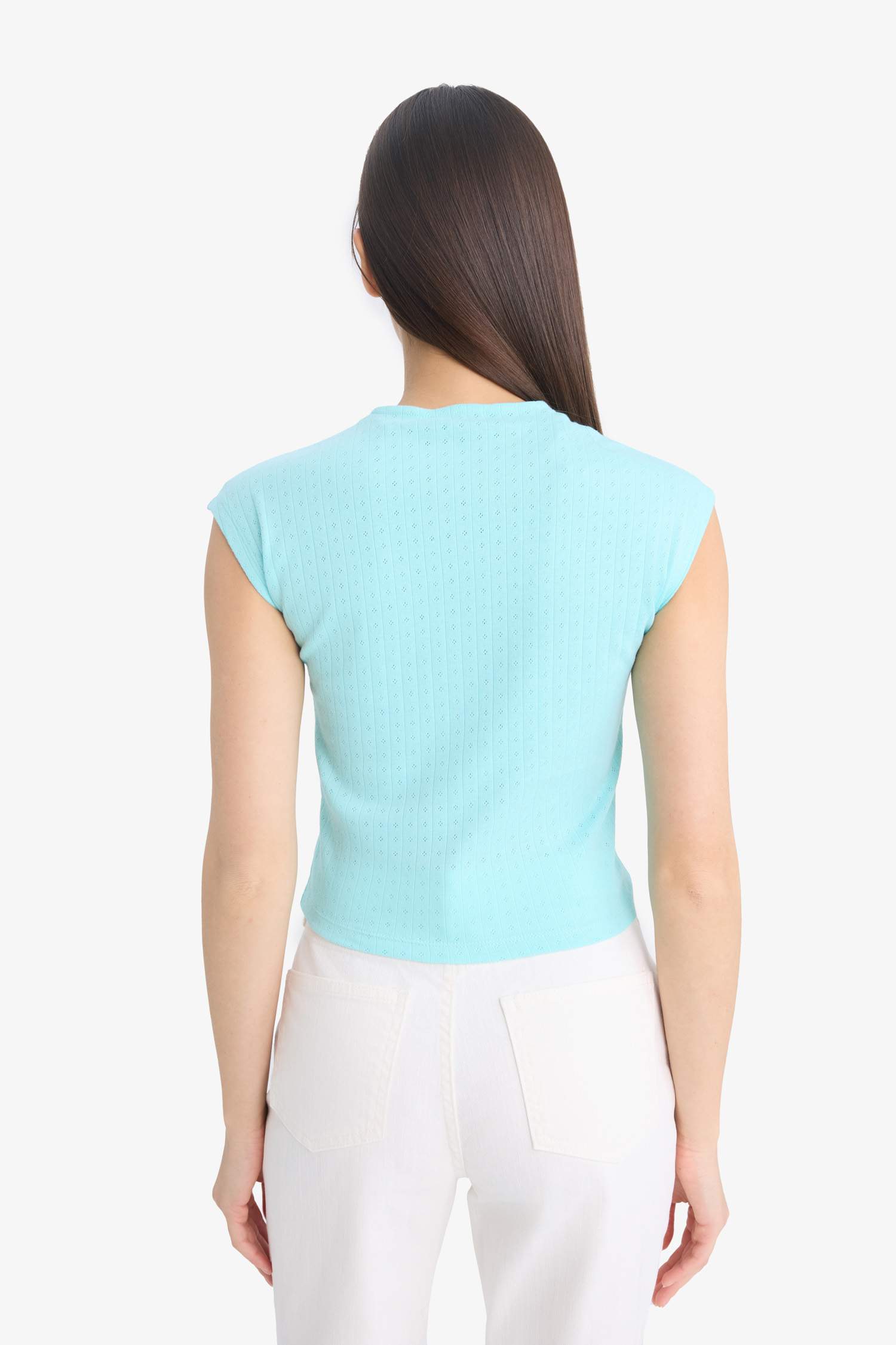 Fitted Short Sleeve Crop T-Shirt