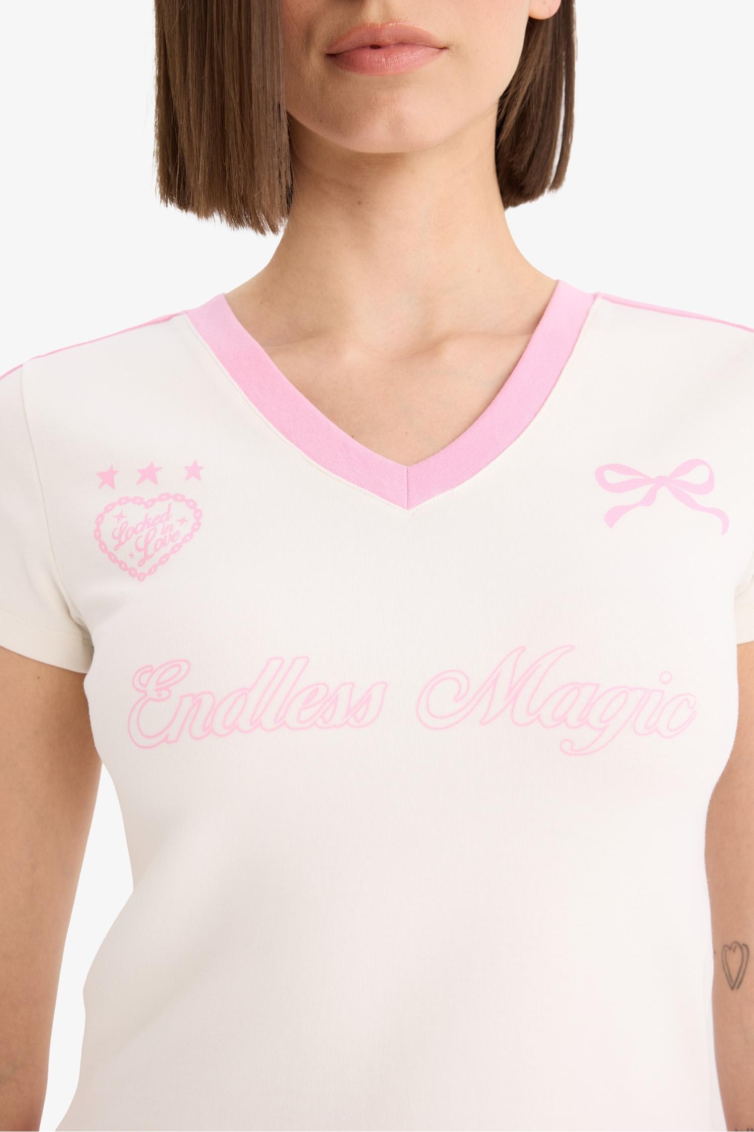 Fitted V Neck Printed Ribbed Short Sleeve T-Shirt