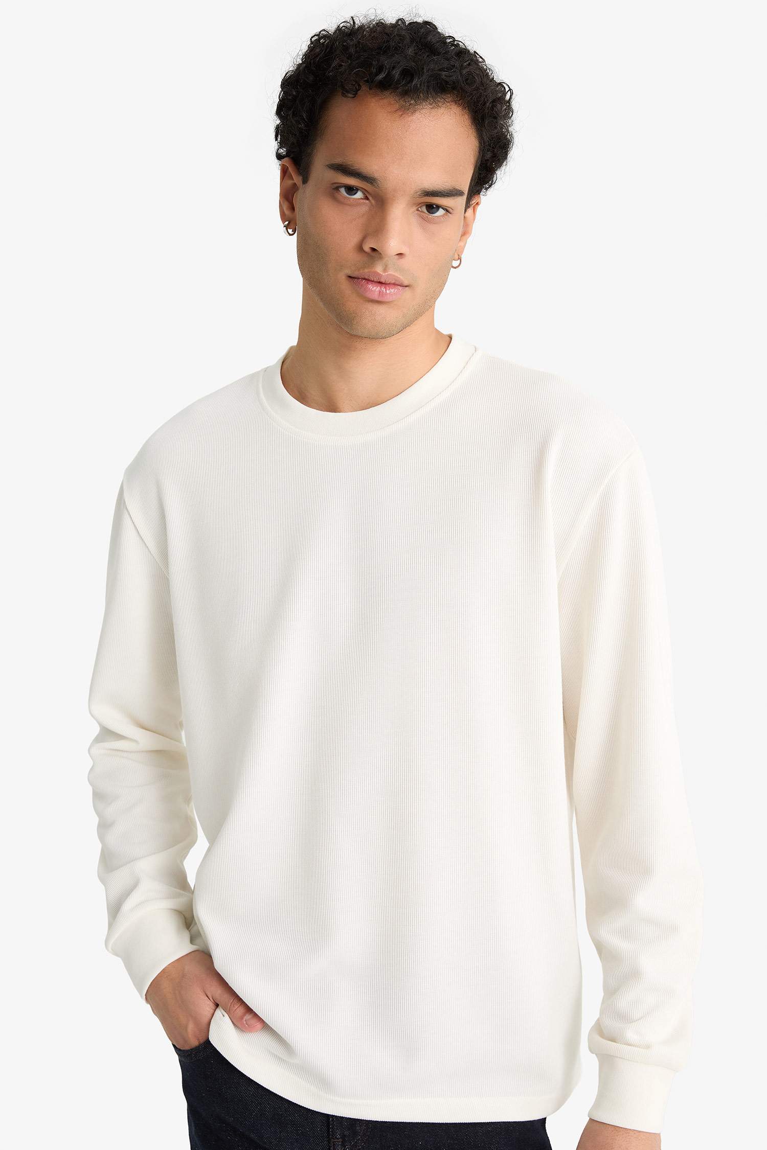 Regular Fit Crew Neck Long Sleeve Body