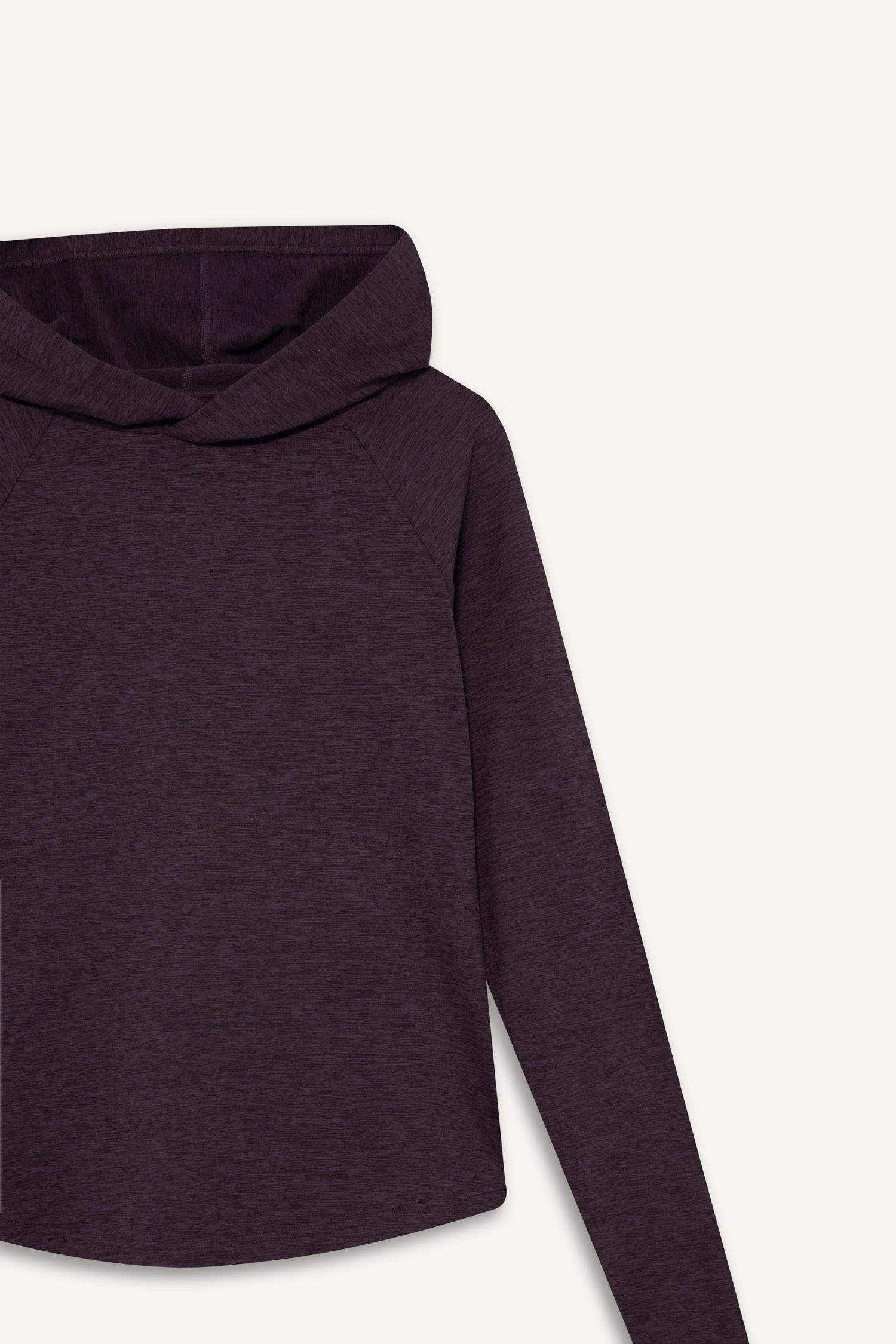 بلوزة رياضية بغطاء للرأس بأكمام طويلة قصة عادية من DeFactoFit