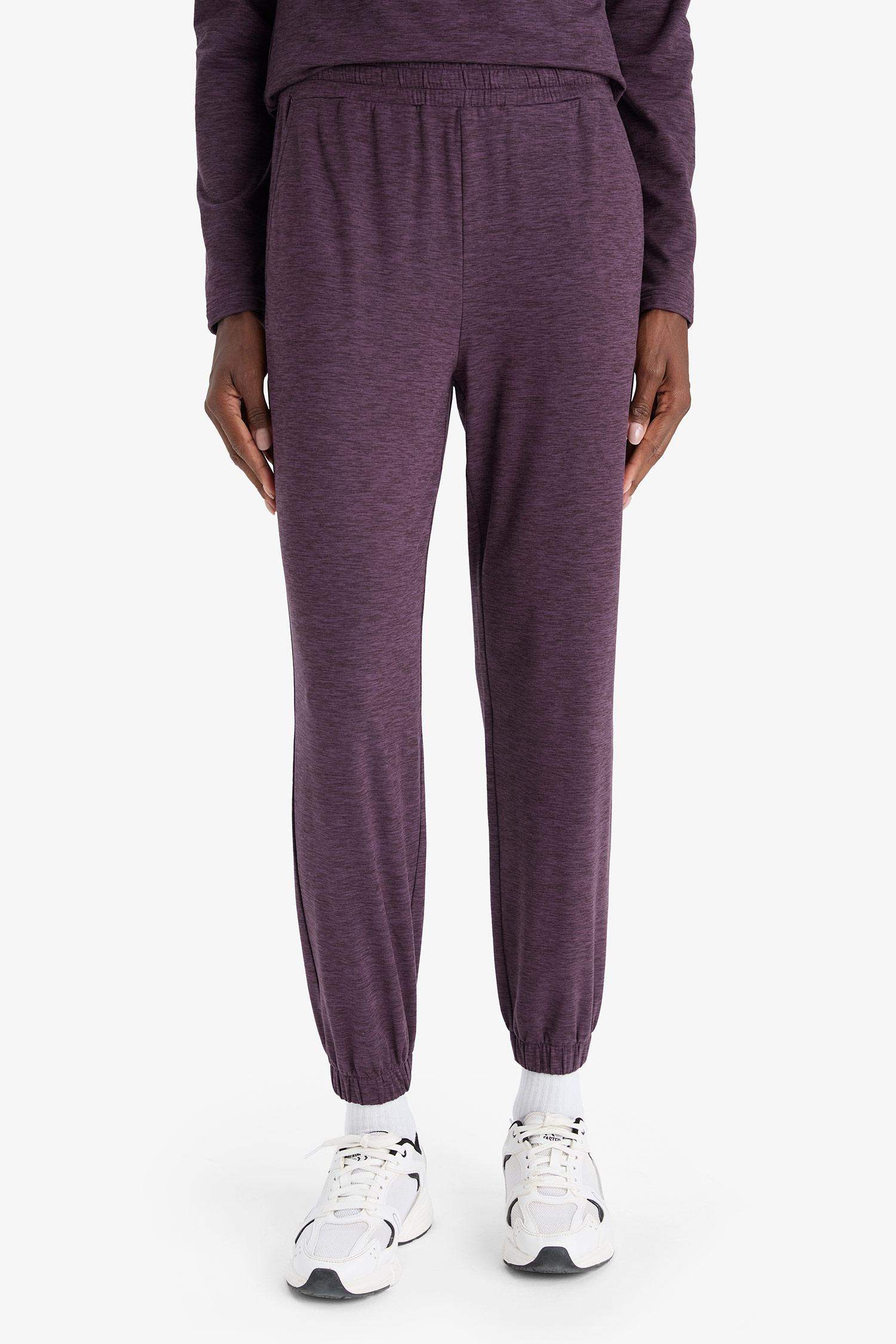 بنطلون جوجر رياضي ملمس ناعم قصة عادية بجيب من DeFactoFit