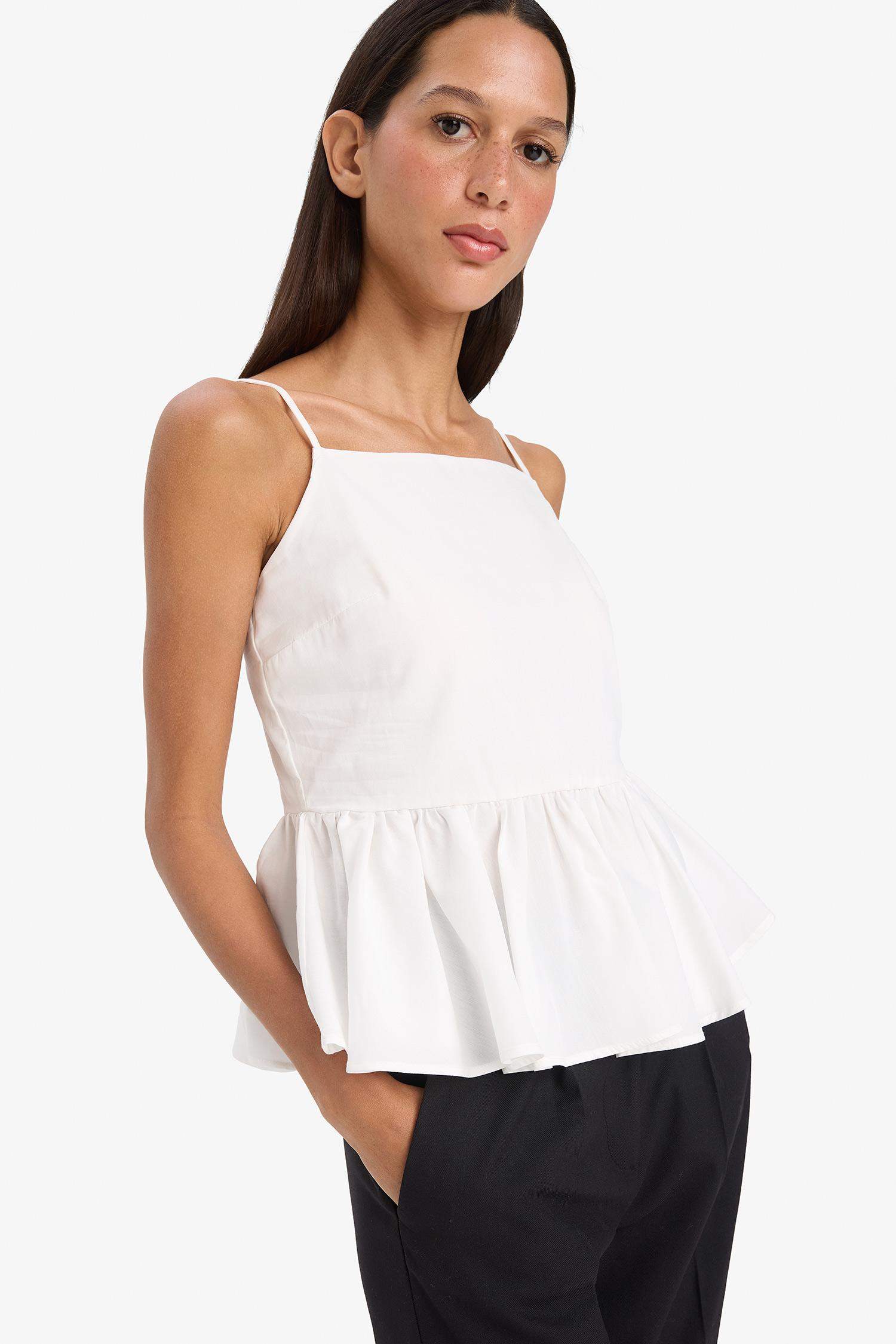 Fitted Volanlı Poplin Askılı Beyaz Bluz