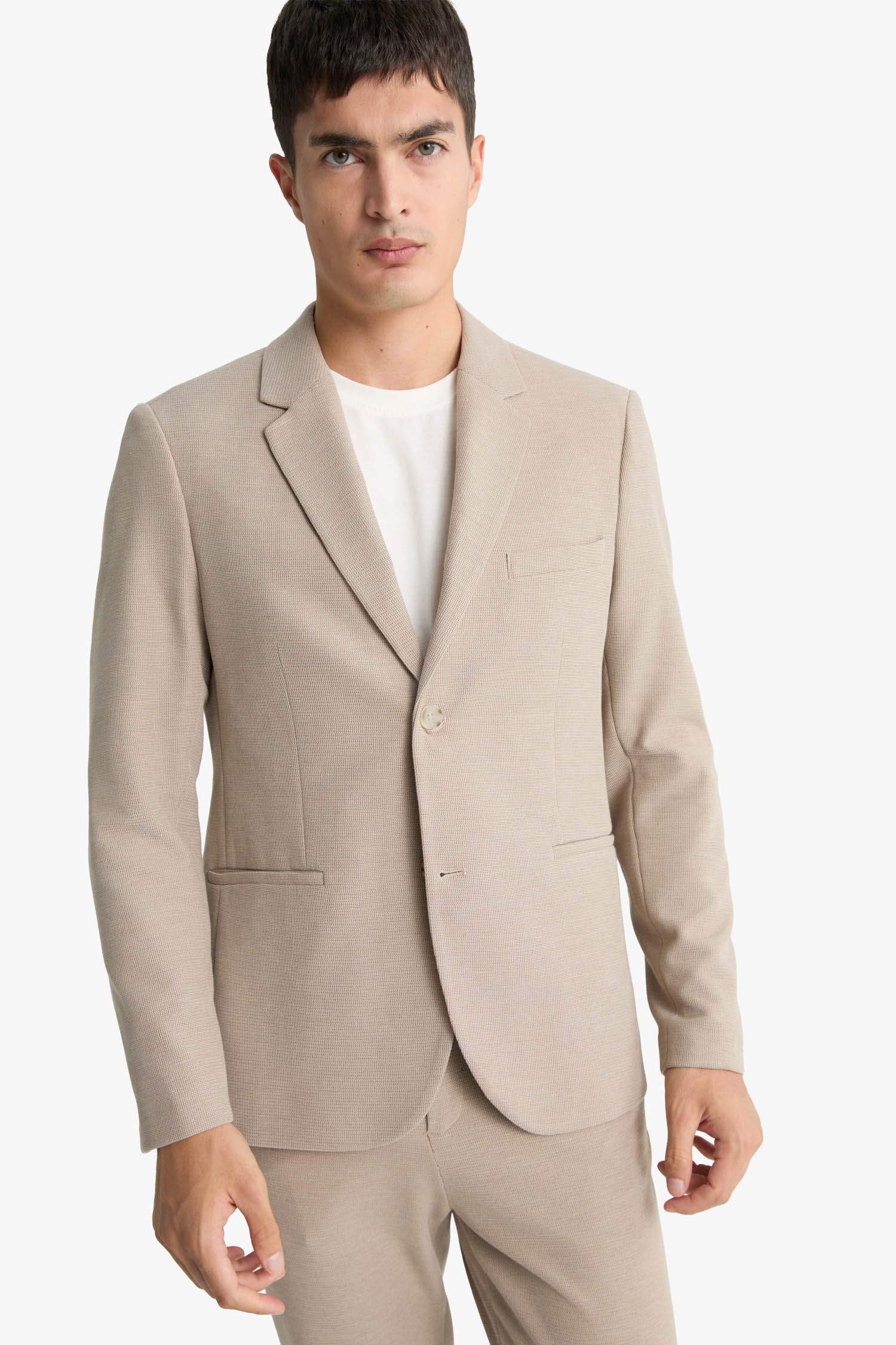 Veste blazer à boutons et poches Coupe moderne