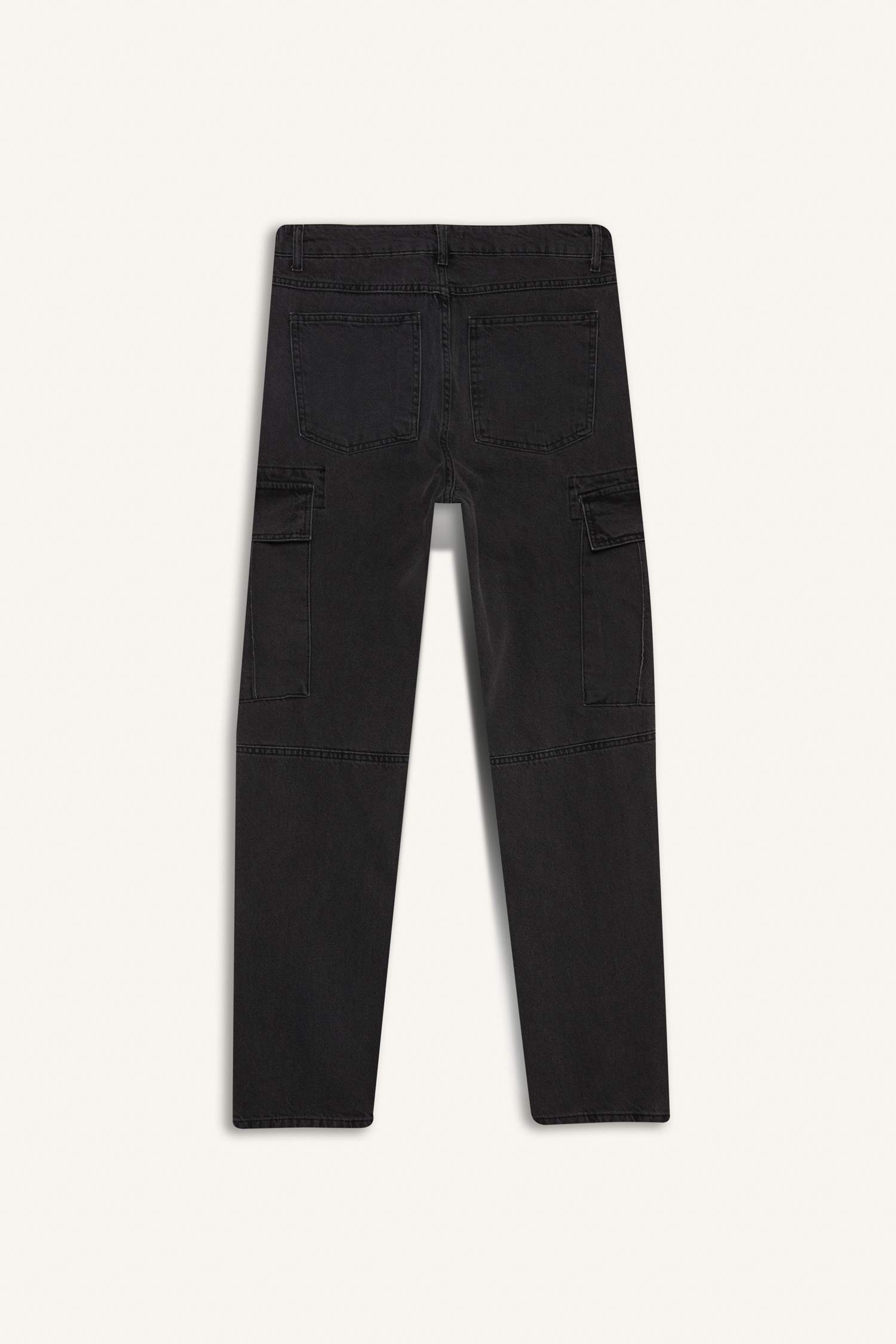 %100 Pamuk Relax Fit Rahat Kesim Düz Paça Kargo Cepli Jean Pantolon