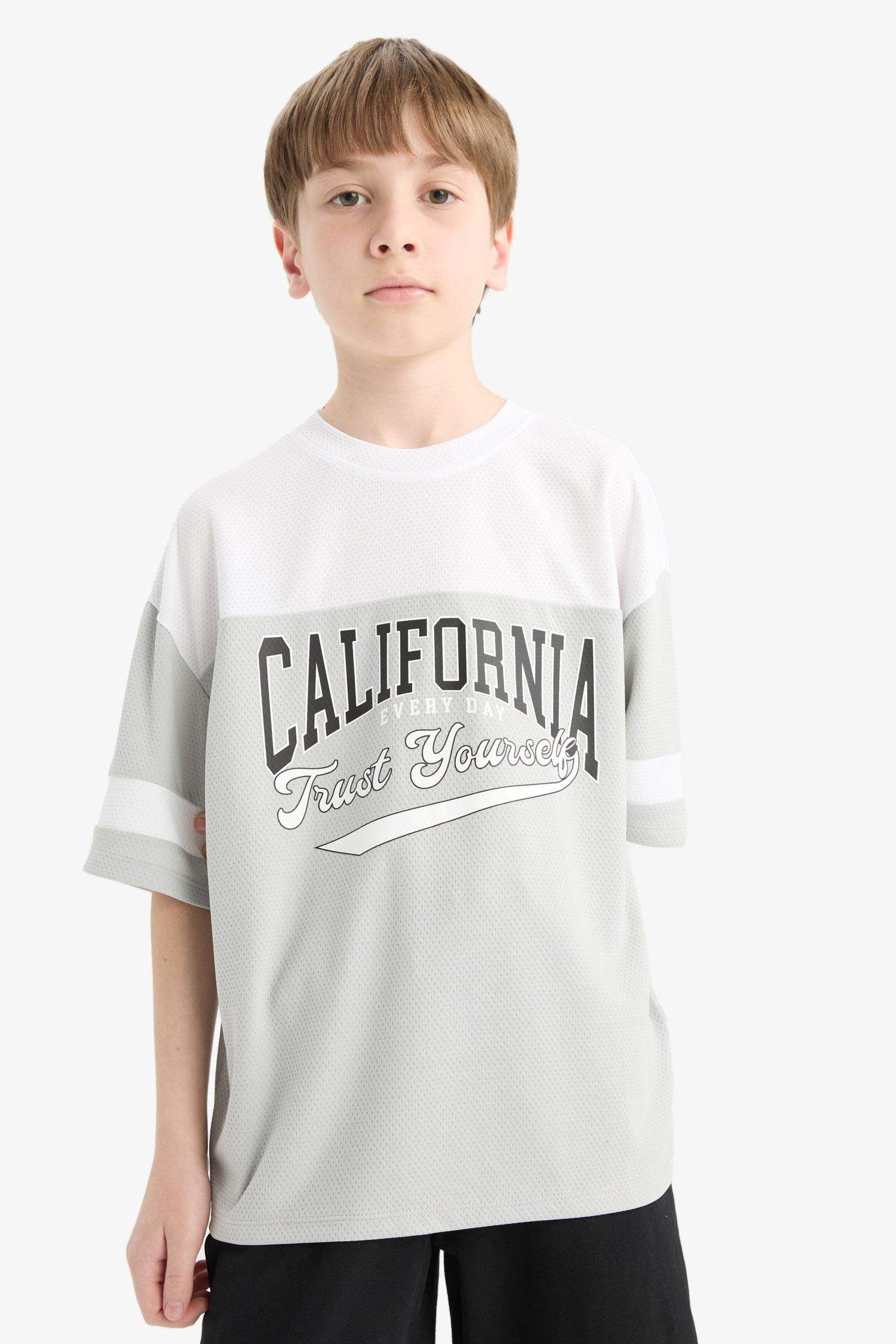 تيشيرت ولادي نص ردن اوفر سايز بياخة مستديرة ملون