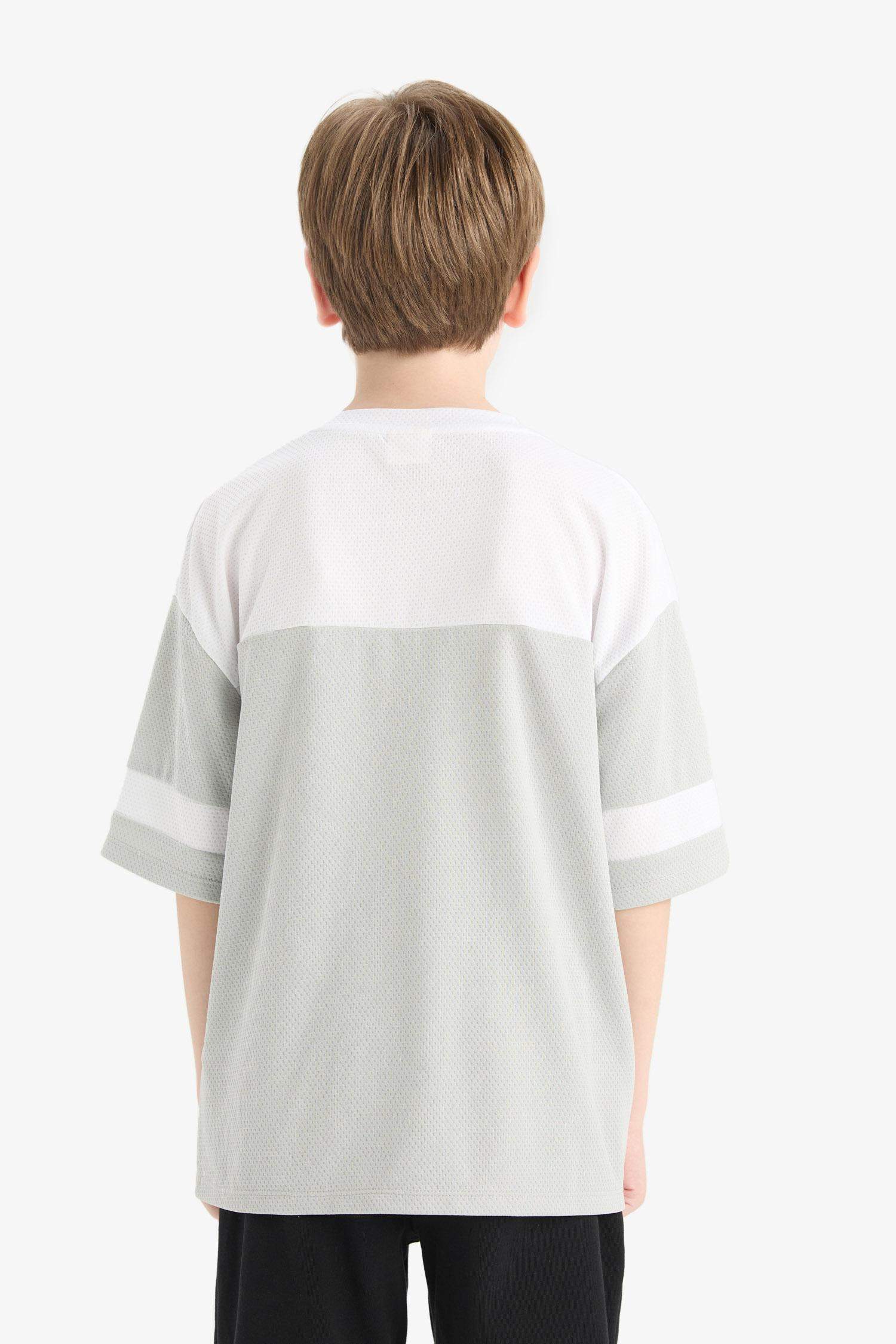 تيشيرت ولادي نص ردن اوفر سايز بياخة مستديرة ملون