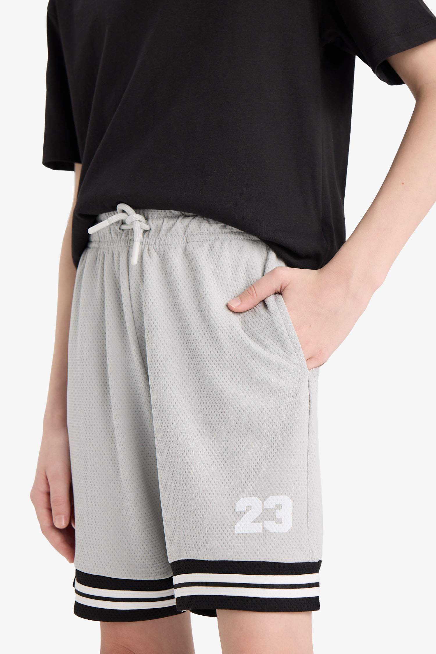 Boy Regular Fit Number Patterned Shorts