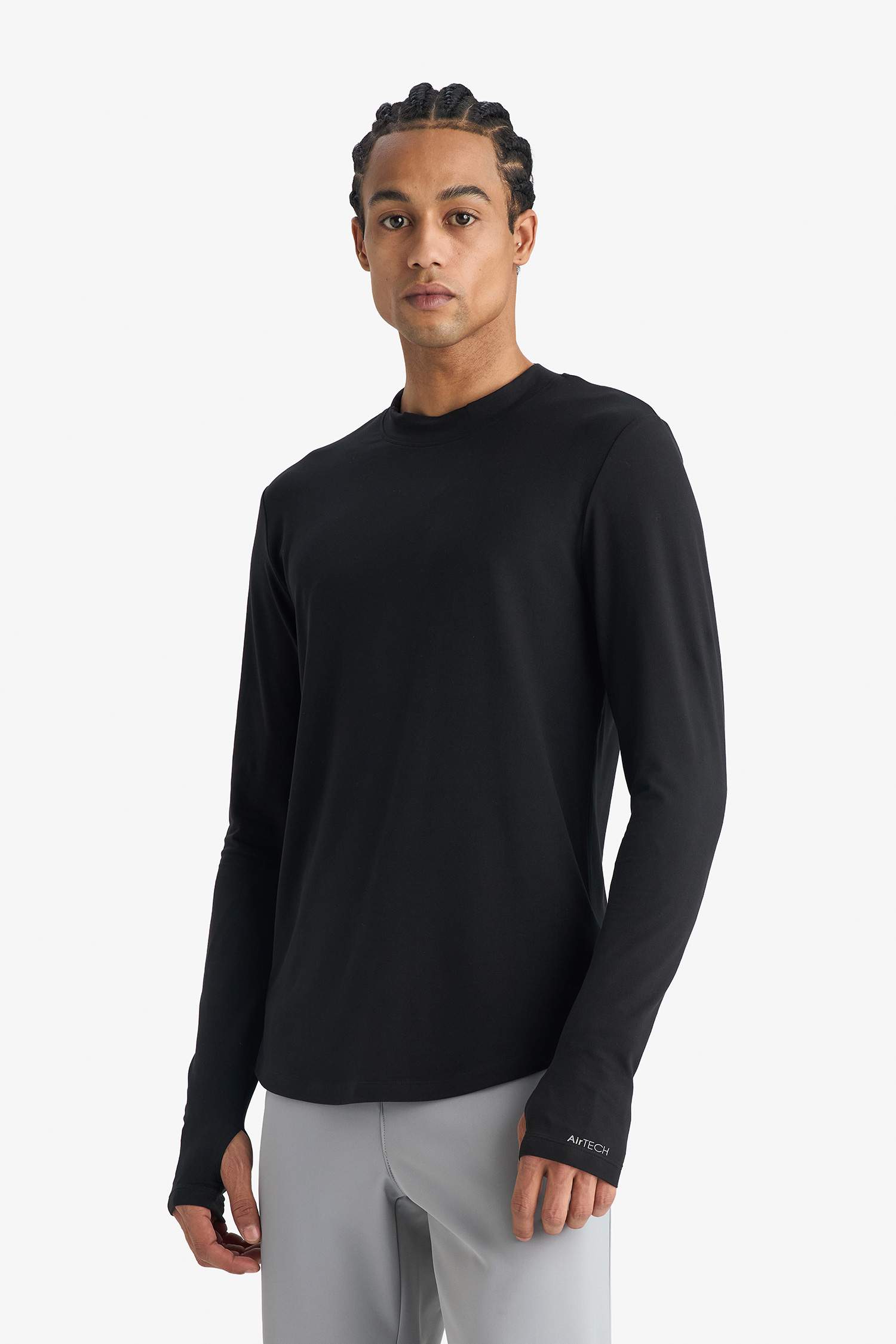 Slim Fit Dar Kesim Dik Yaka Sporcu Uzun Kollu Body