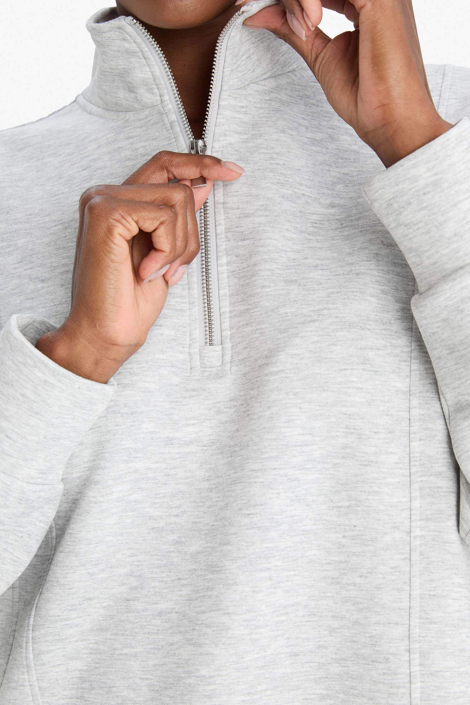 سويت شيرت اوفر سايز رياضي قماش سكوبا من DeFactoFit