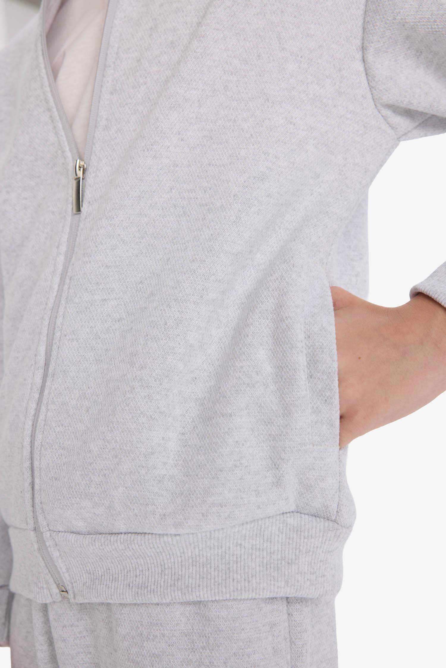 سيت ولادي جاكيت بومبر وبنطلون رياضي - قطعتين