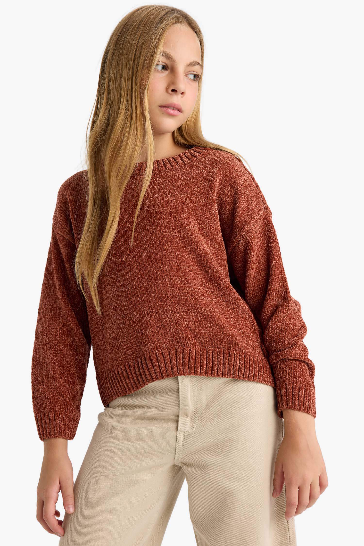Girl Crew Neck Chenille Knit Pullover