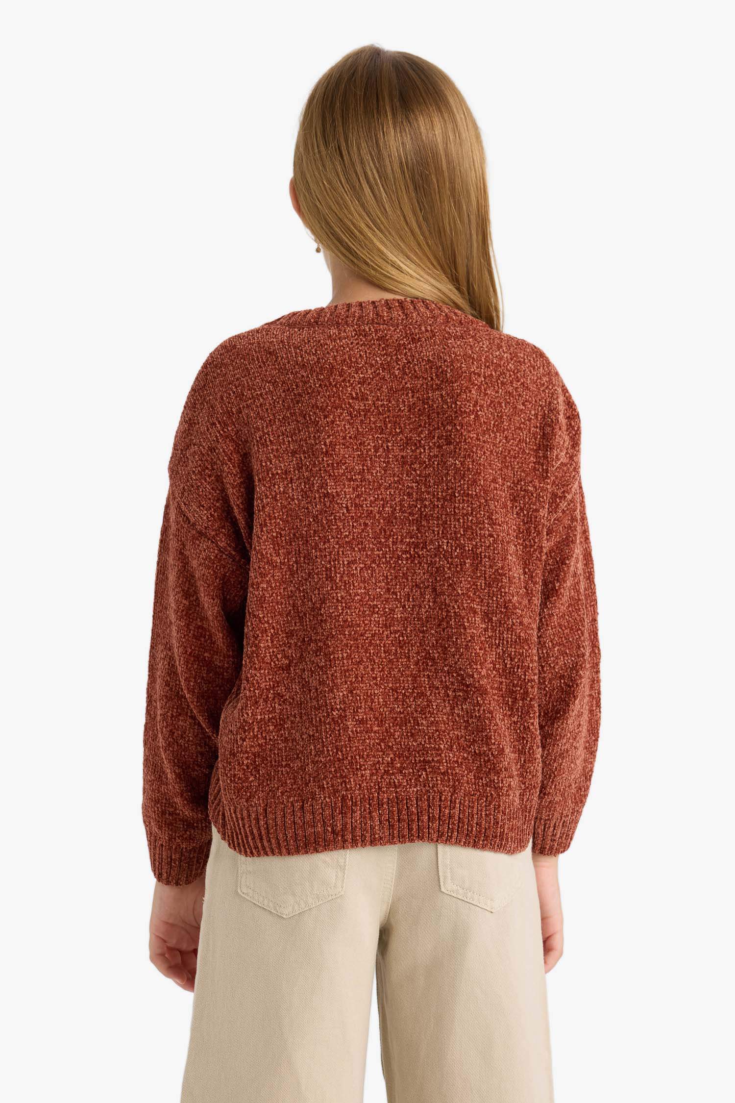 Girl Crew Neck Chenille Knit Pullover