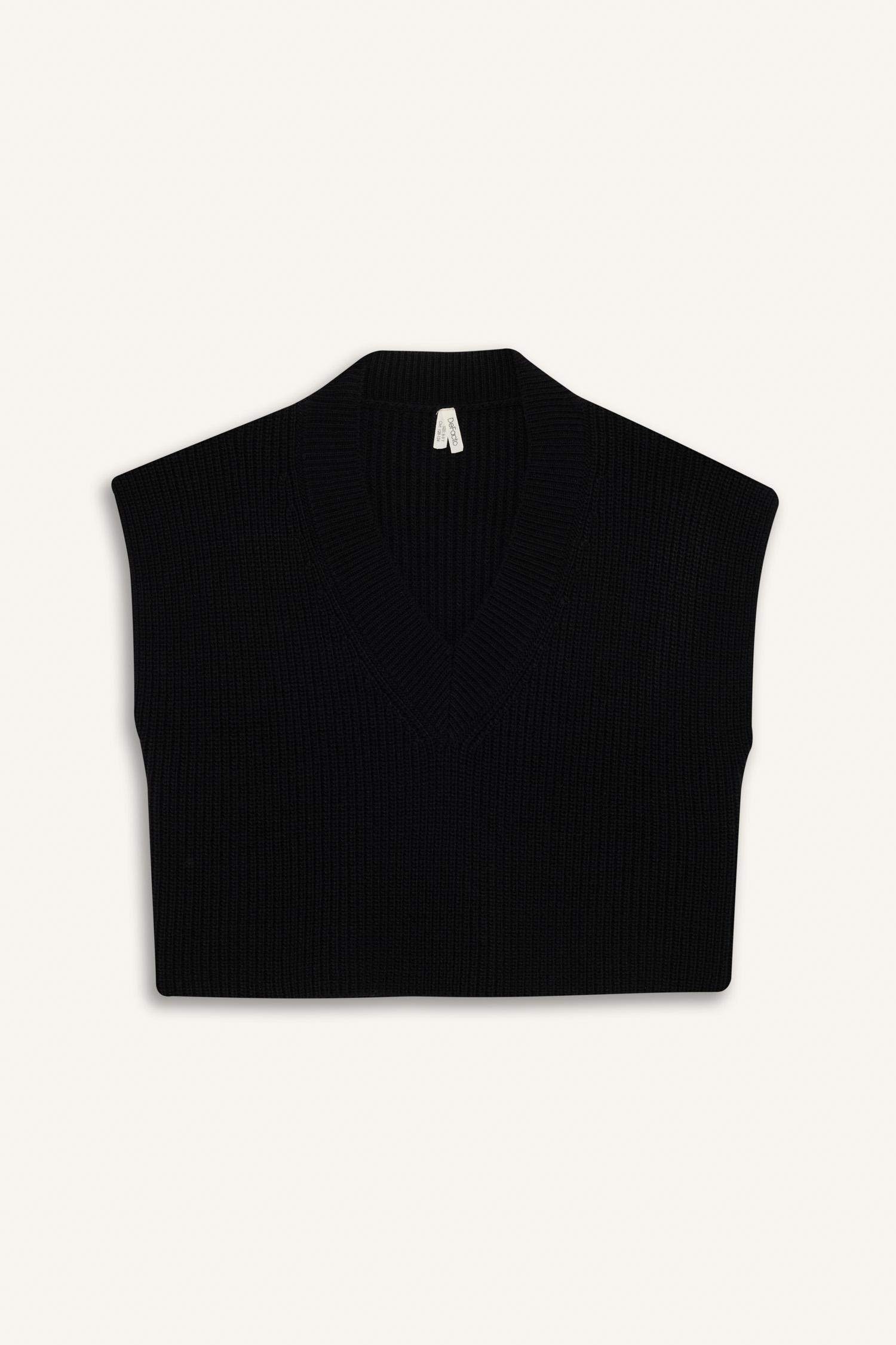 Girl Oversize Fit V-Neck Knit Vest