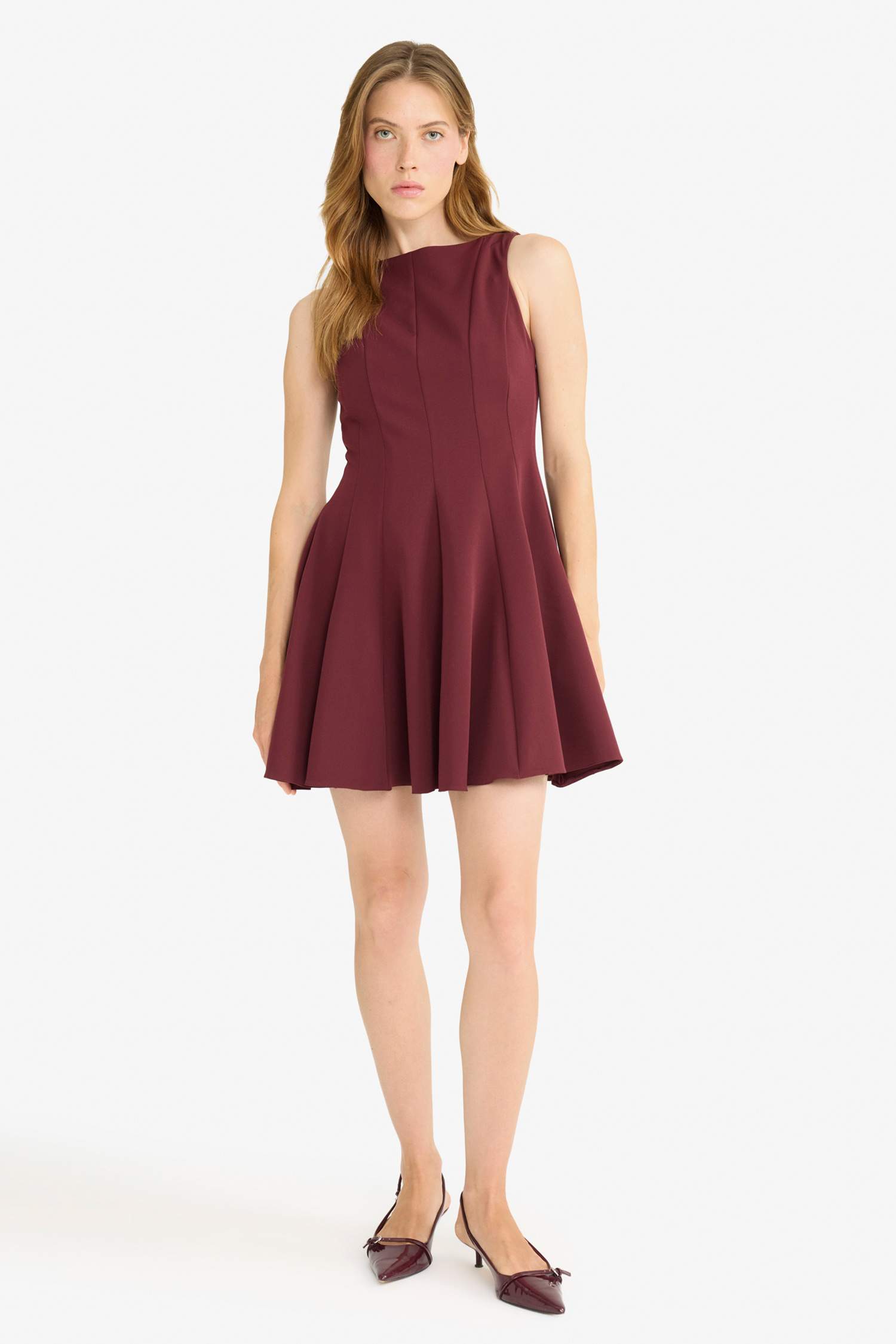 Kayık Yaka Kolsuz Mini Elbise