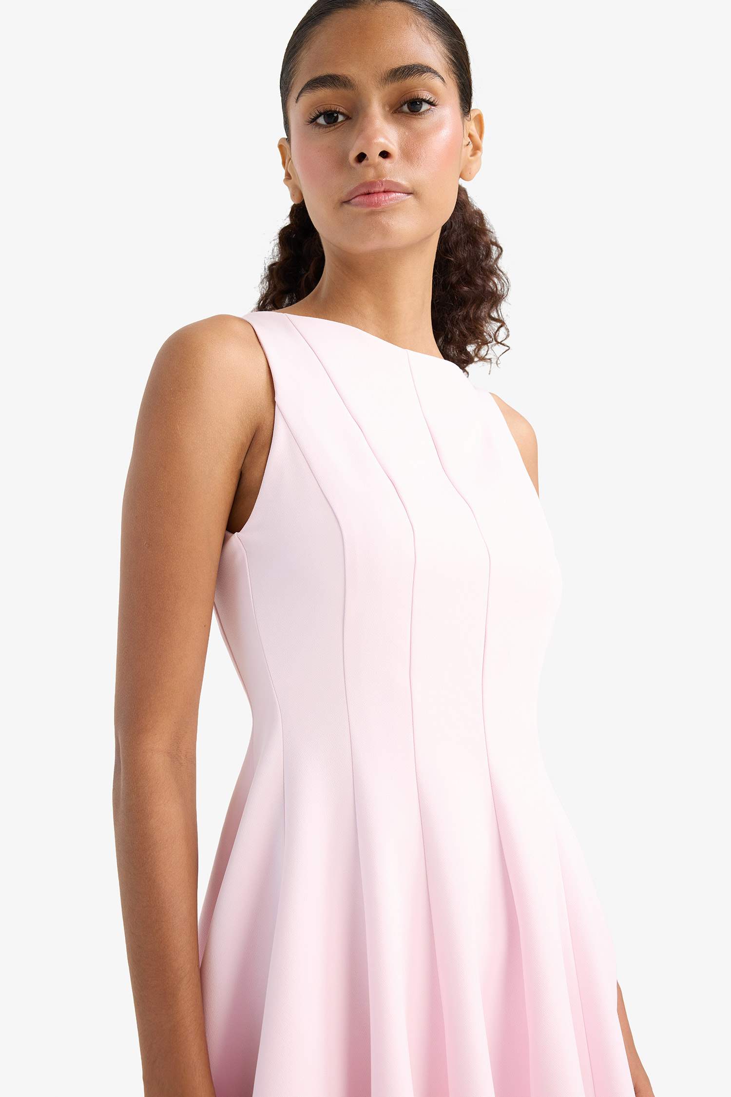 Kayık Yaka Kolsuz Mini Elbise