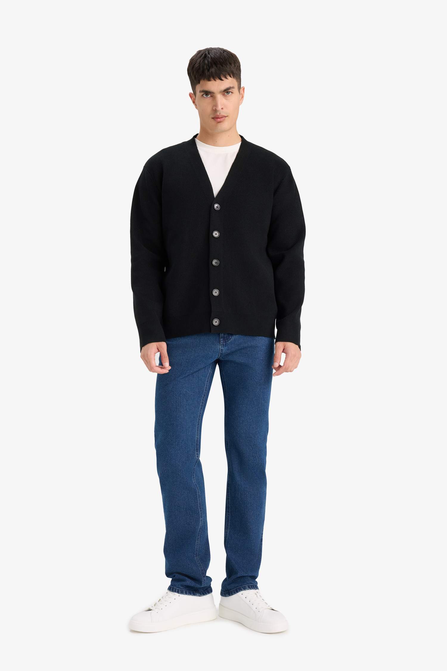 جاكيت تريكو قصة مريحة بياخة V