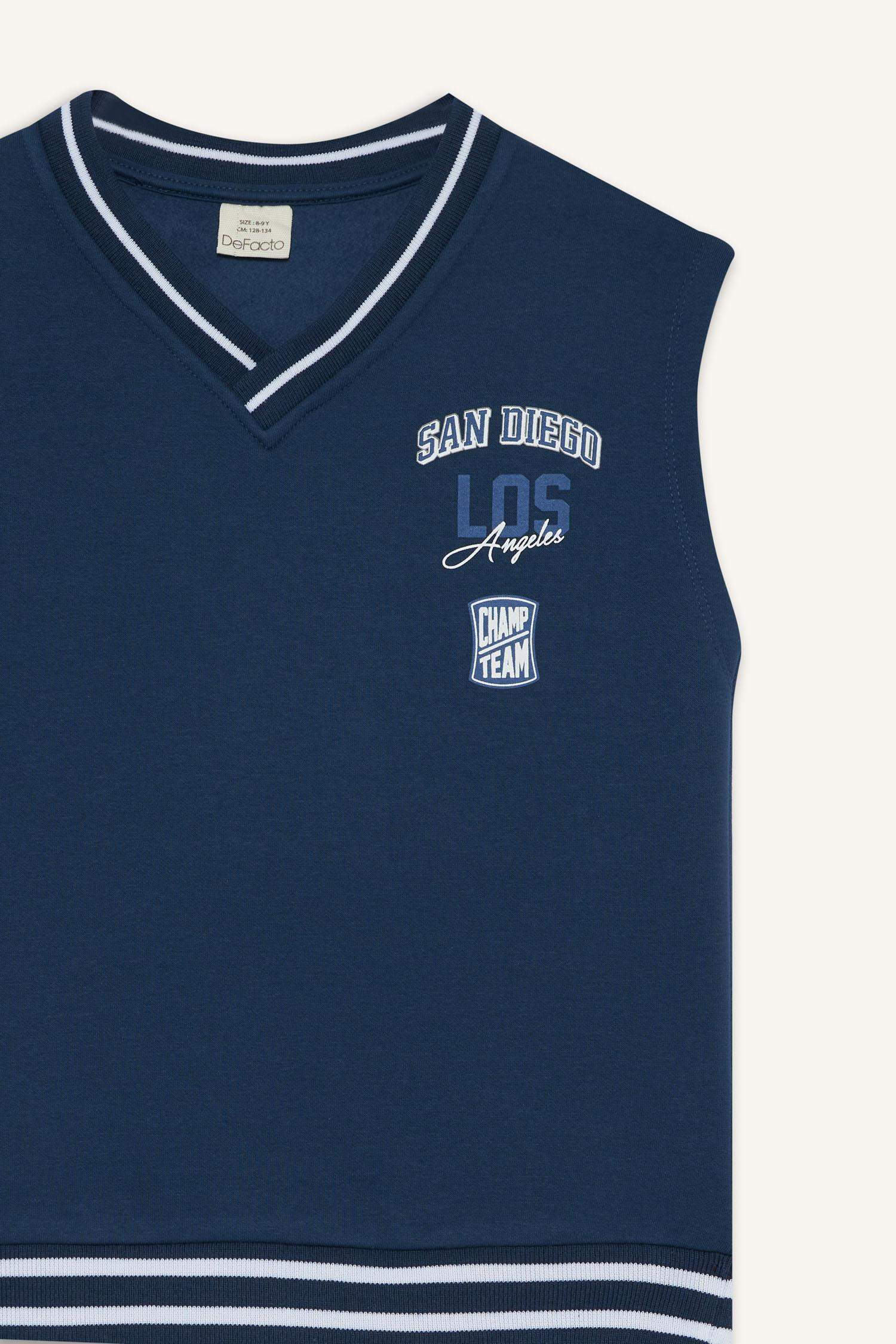 Erkek Çocuk V Yaka Baskılı Okul Süveteri