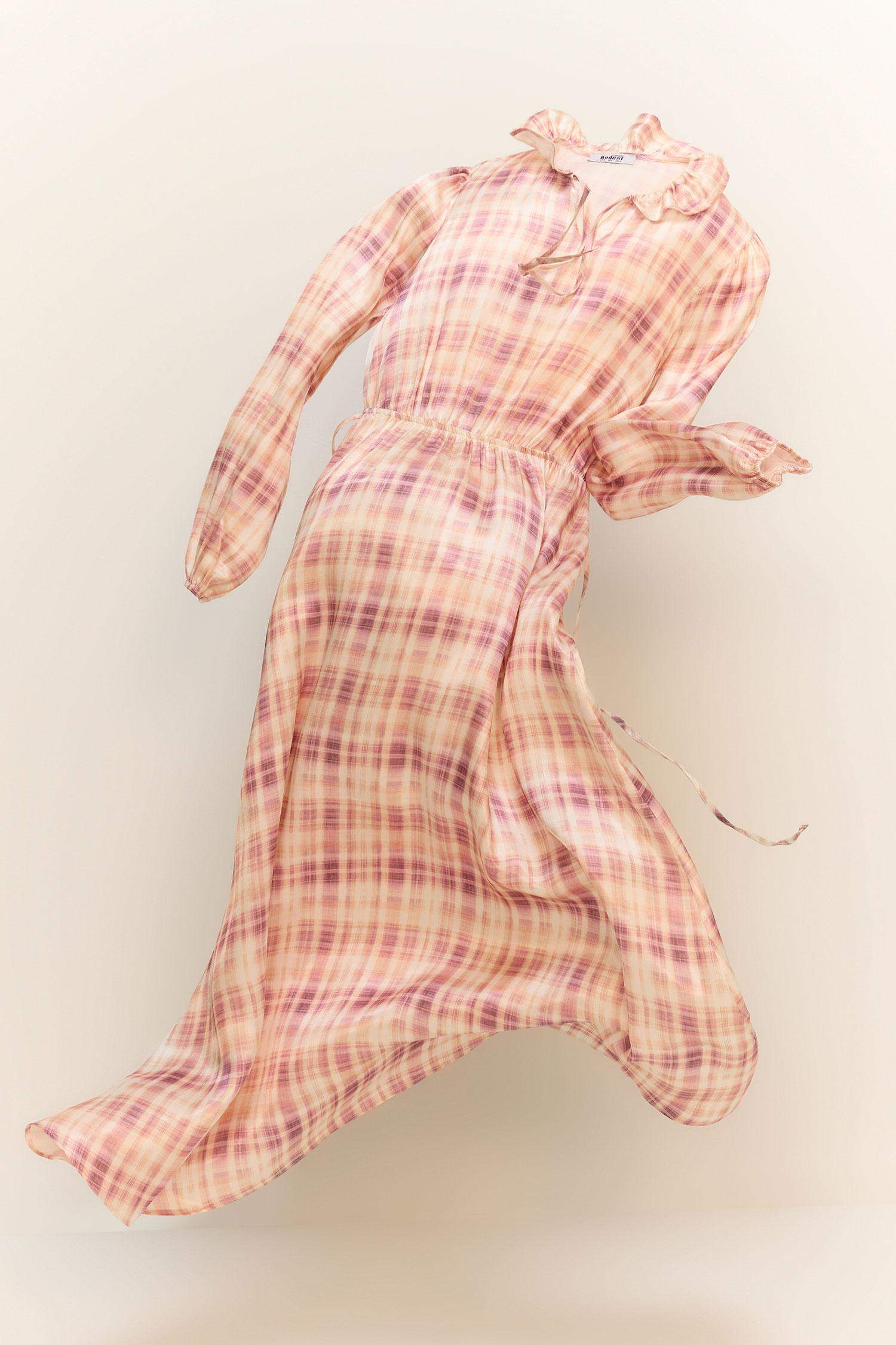 فستان ستان طويل مطبوع قصة عادية وياخة قميص