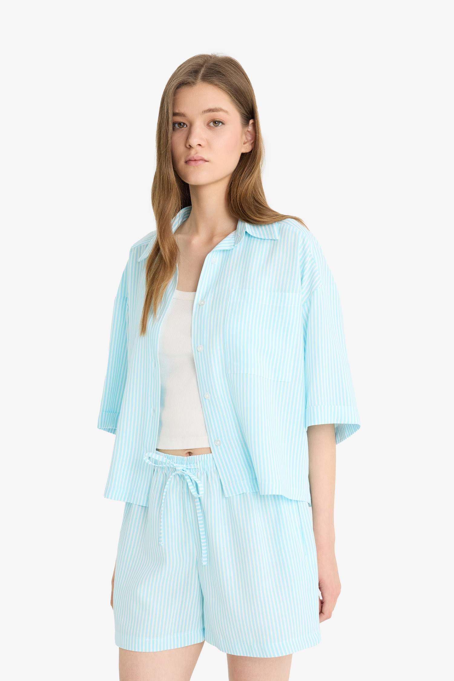 Chemise oversize en lin mélangé à manches courtes