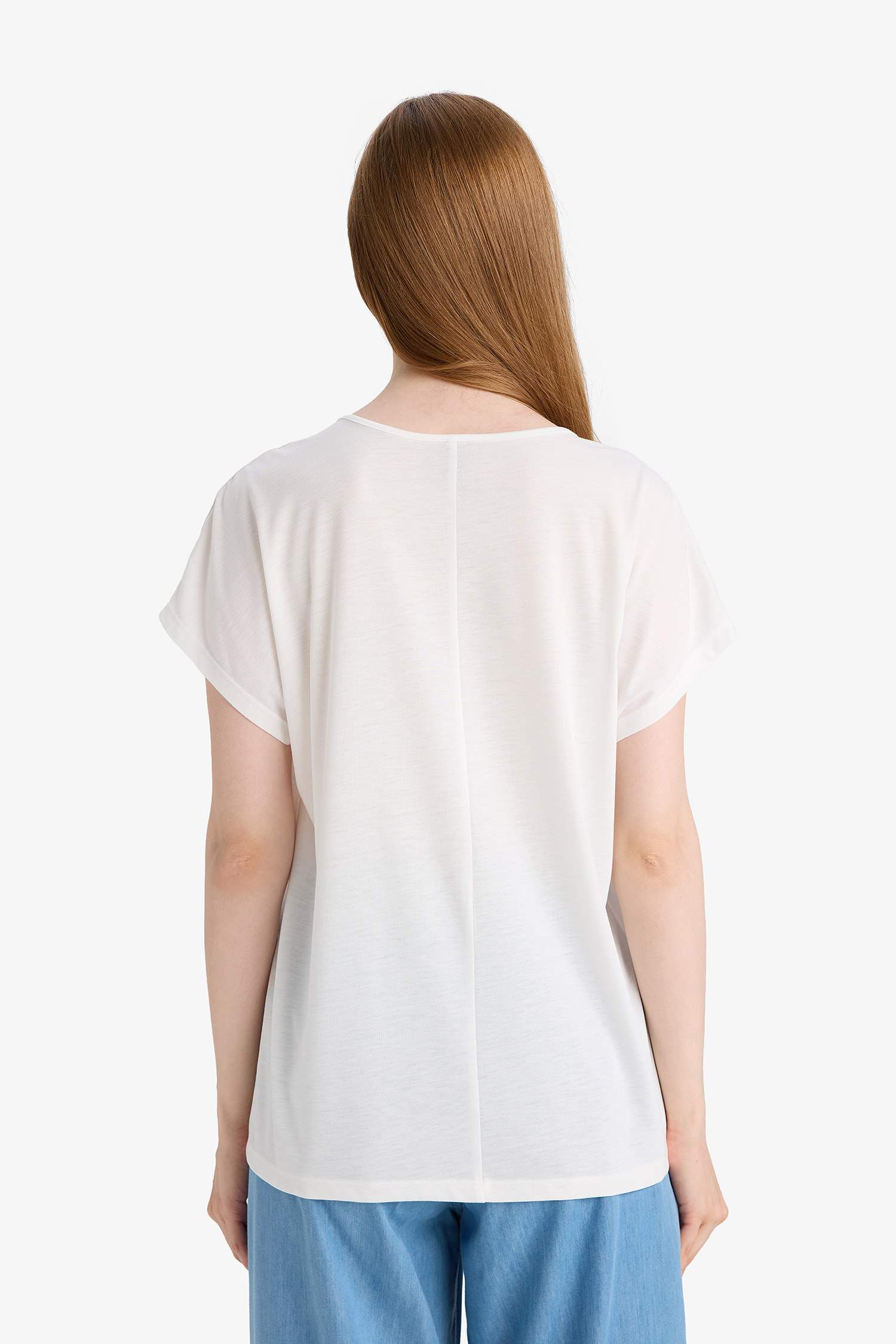 T-shirt à col en V et manches courtes