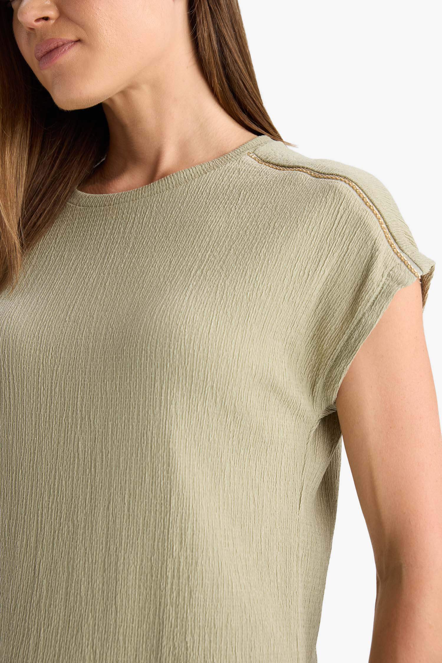 Bisiklet Yaka Bürümcük Kısa Kollu Tişört