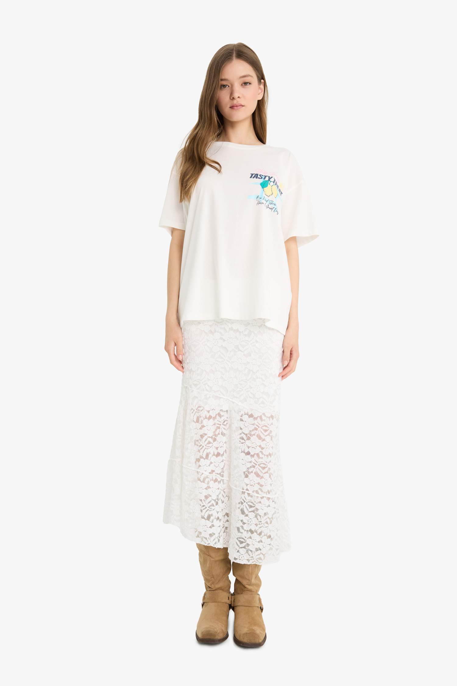 Oversize Fit Crew Neck Printed White T-Shirt